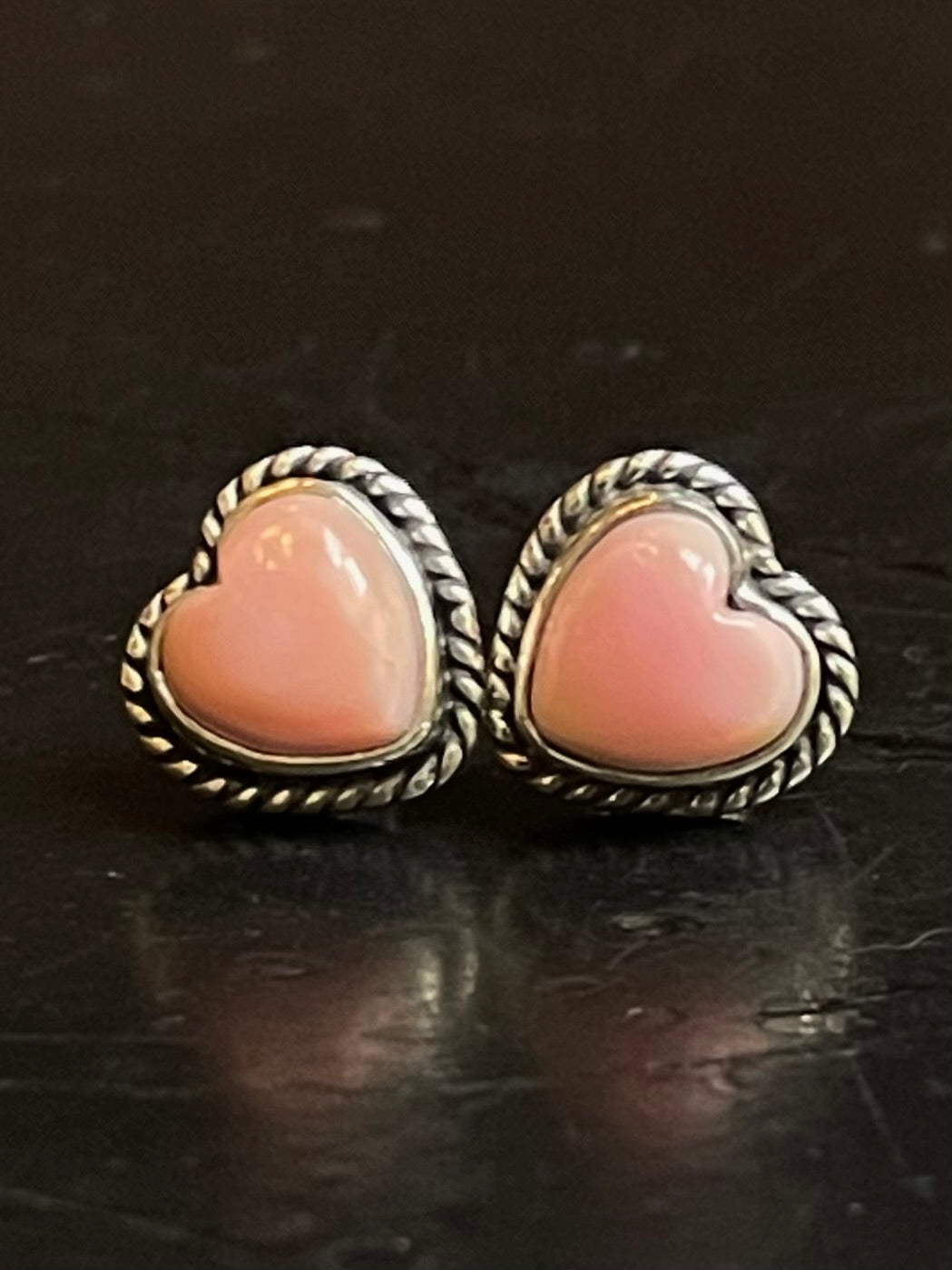 Pink Conch Heart Stud Earrings | 925 Sterling Silver G174
