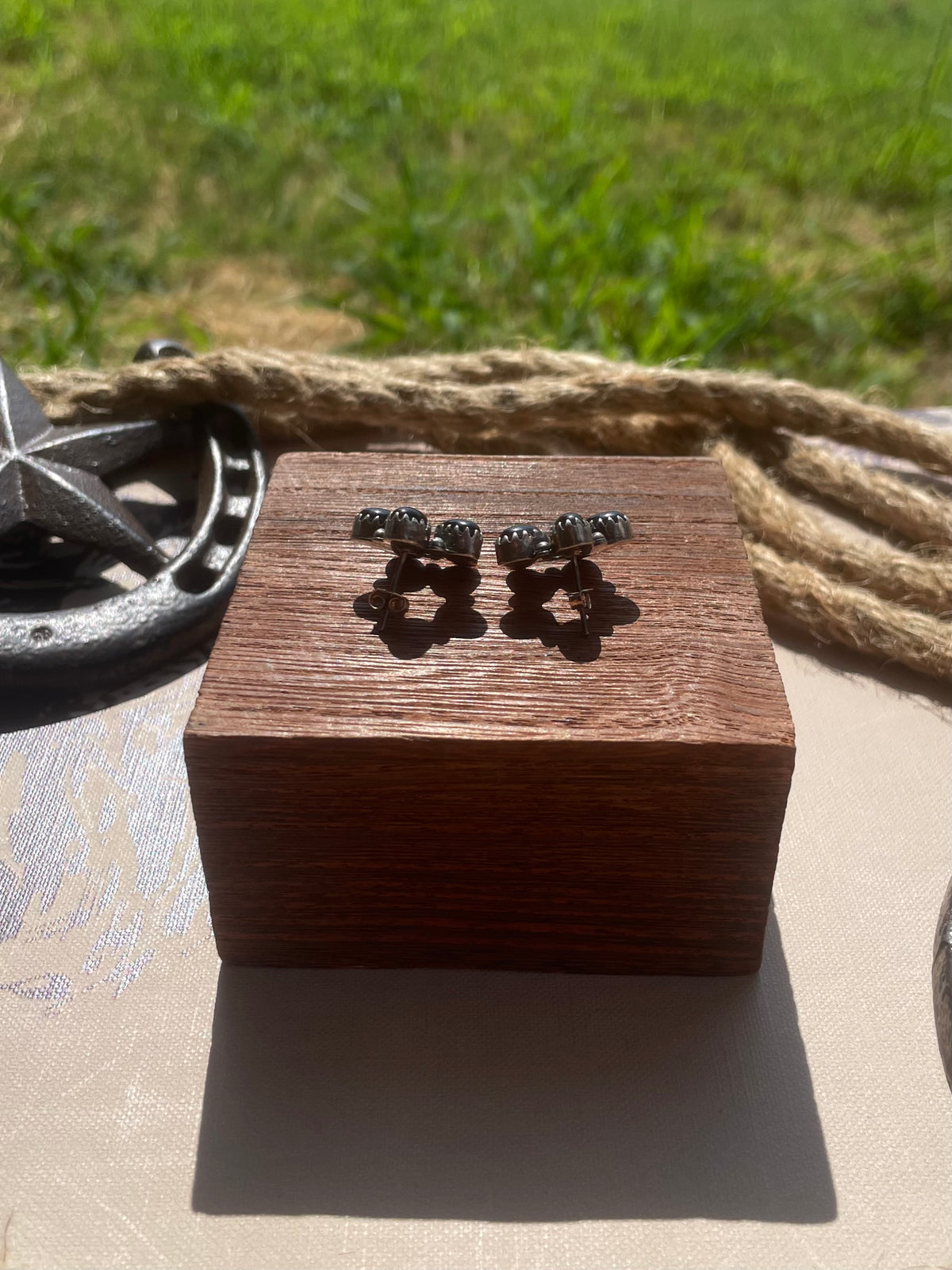 Black Onyx Cluster Stud Earrings | 925 Sterling Silver G720