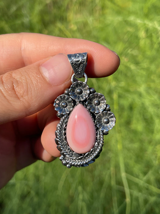 Pink Conch Floral Pendant | Sterling Silver 925 B458