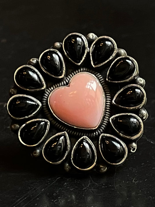 Pink Conch Heart & Black Onyx Cluster Ring | Sterling Silver | Size 6 G340