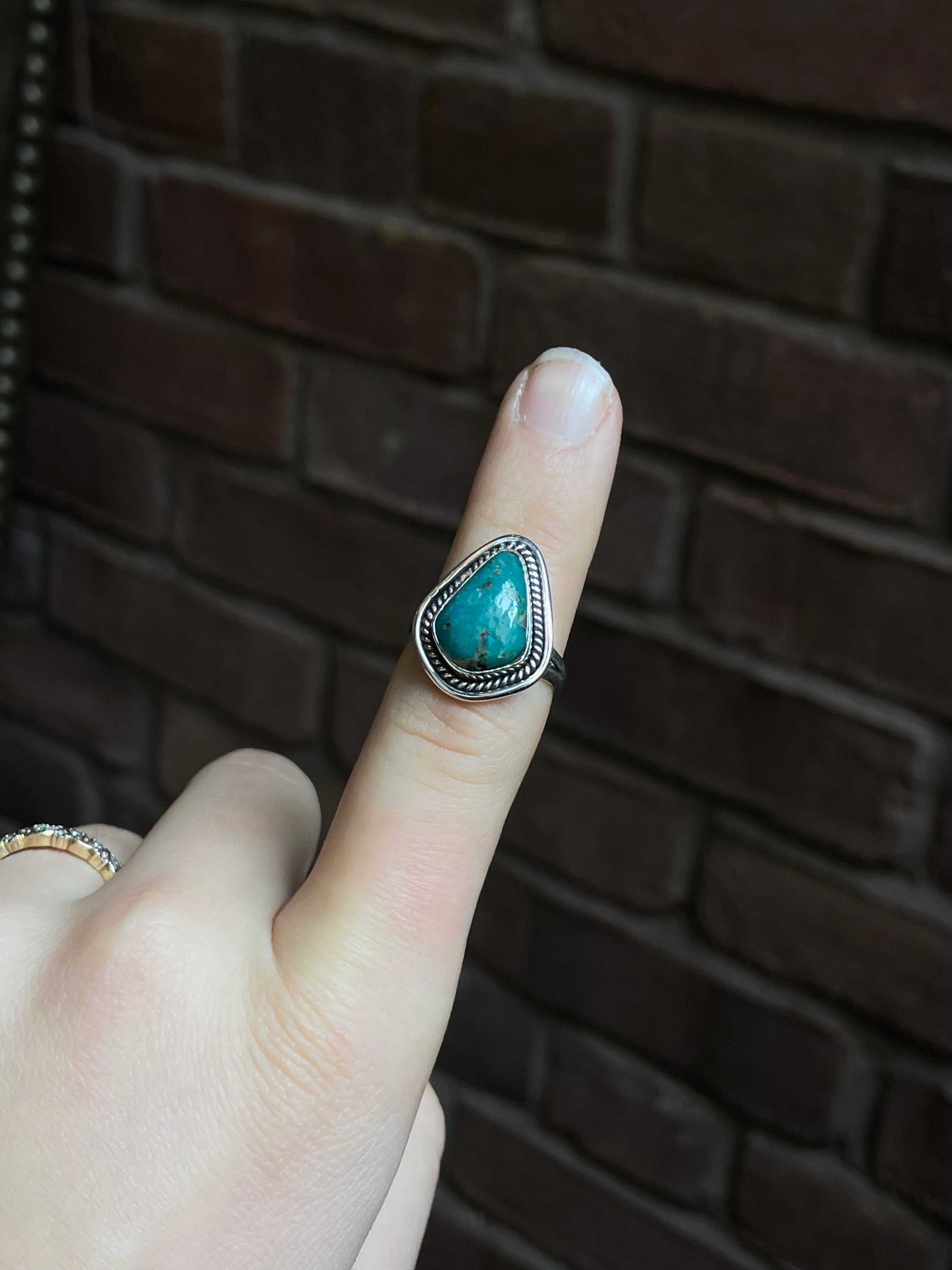 Kingman Turquoise Teardrop Ring Size 7 | 925 Sterling Silver Southwest E122