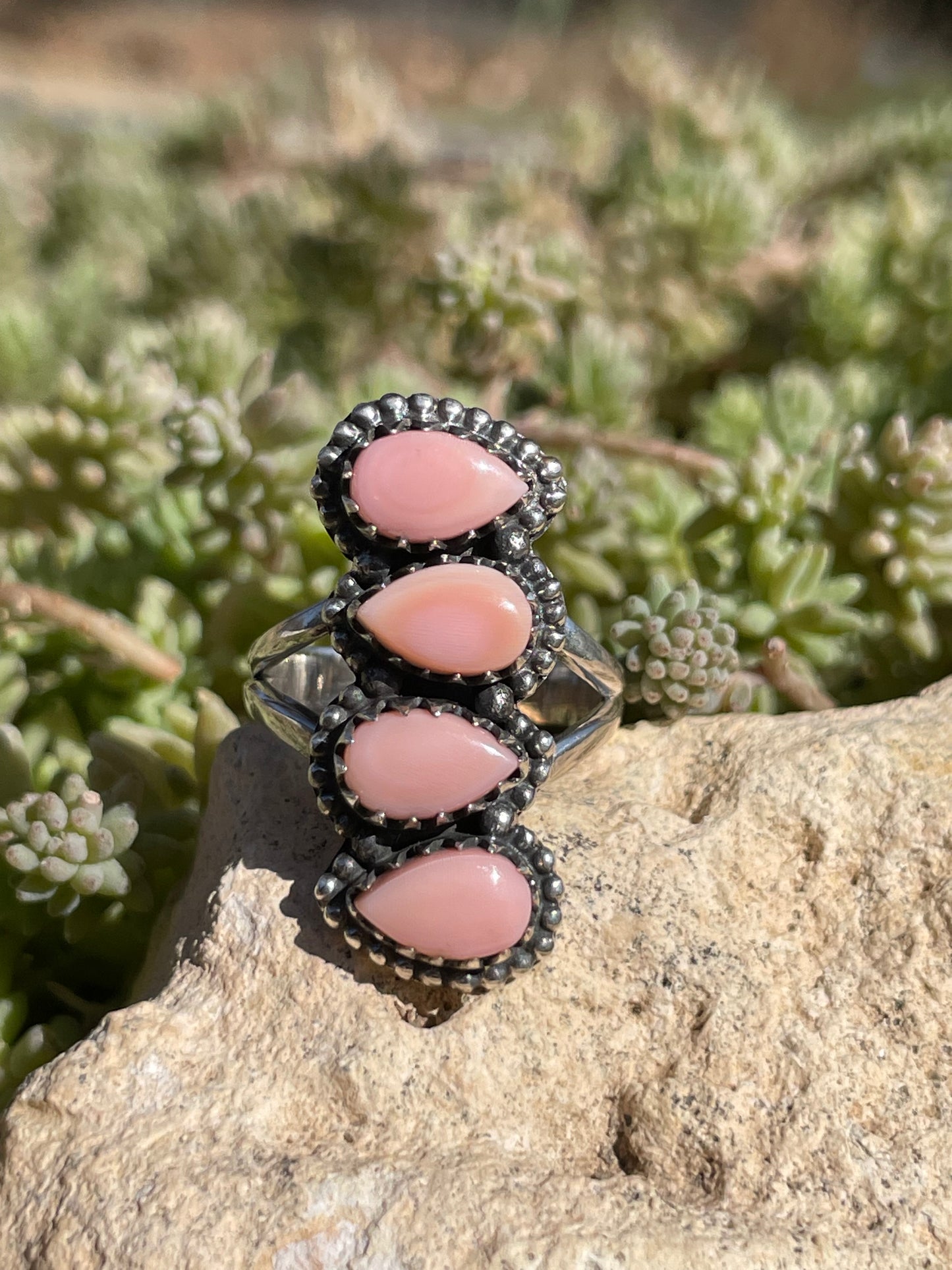 Pink Conch Row Ring Size 6 | 925 Sterling Silver Southwest B987