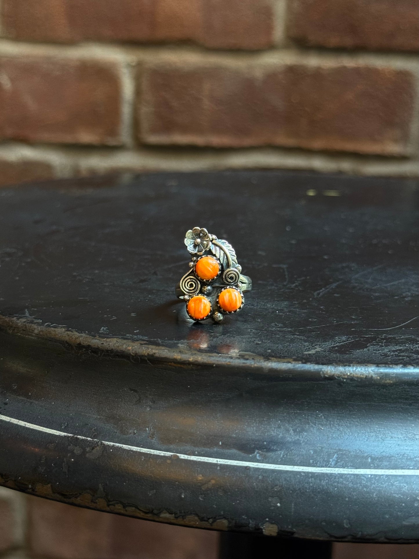 Spiny Oyster Floral Ring Size 9 | 925 Sterling Silver C462