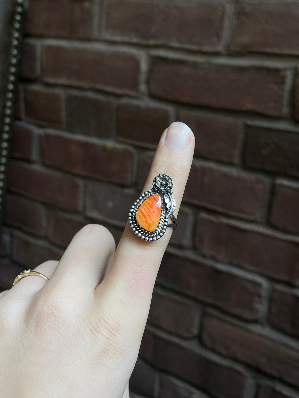 Spiny Oyster Floral Ring Size 8 | 925 Sterling Silver Southwest E190