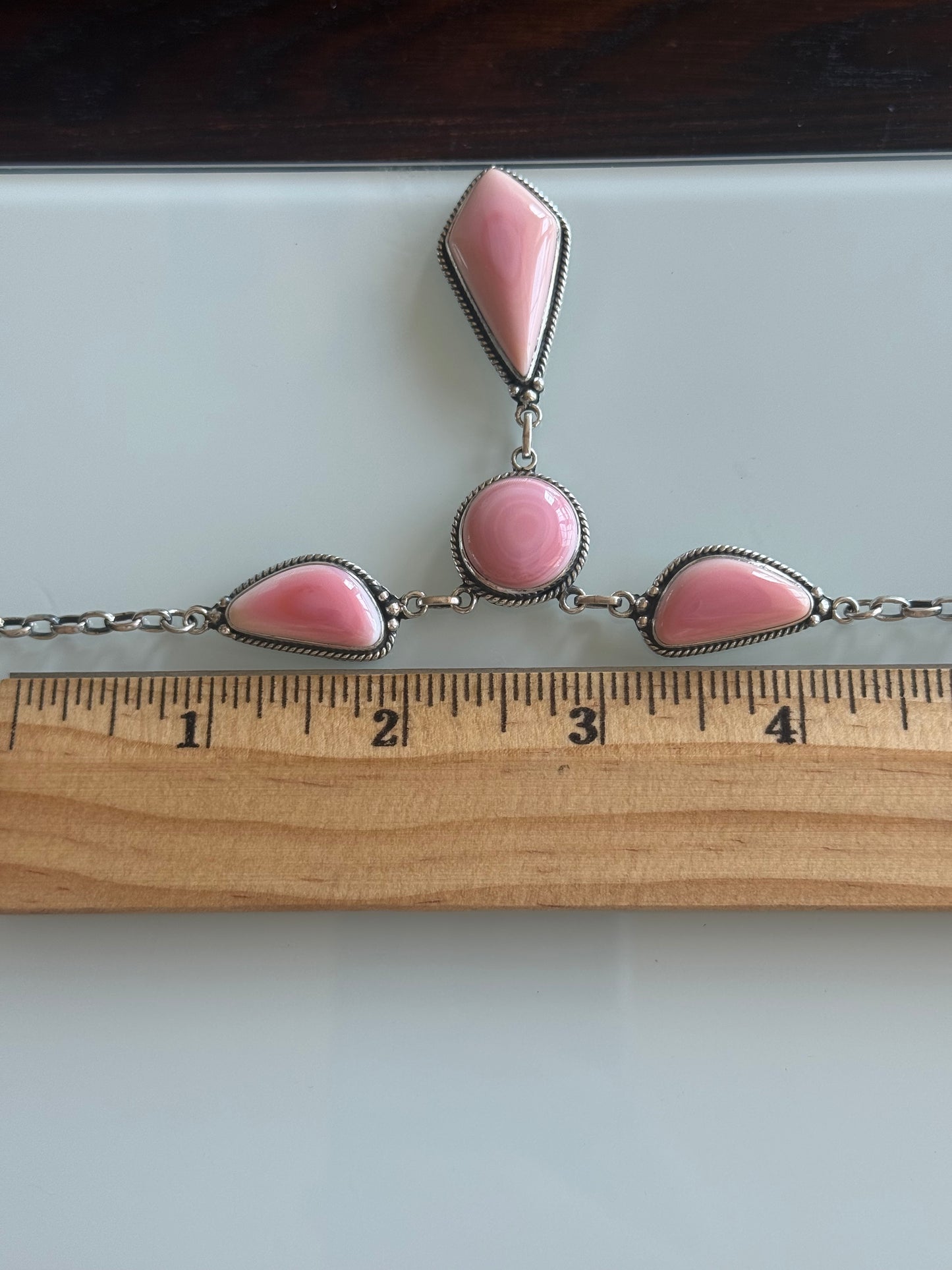 Pink Conch Kite Necklace | Sterling Silver | 3.2 in | A974