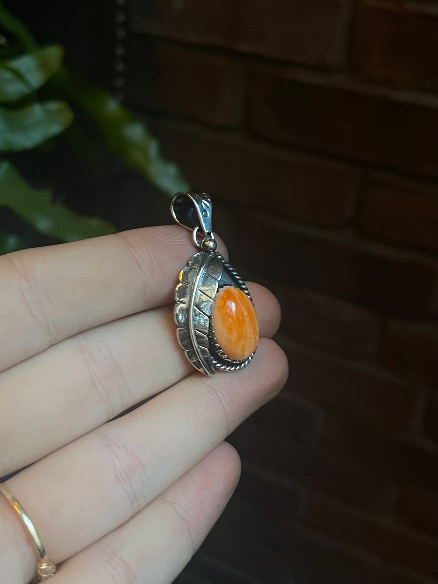 Spiny Oyster Feather Pendant | 925 Sterling Silver C914