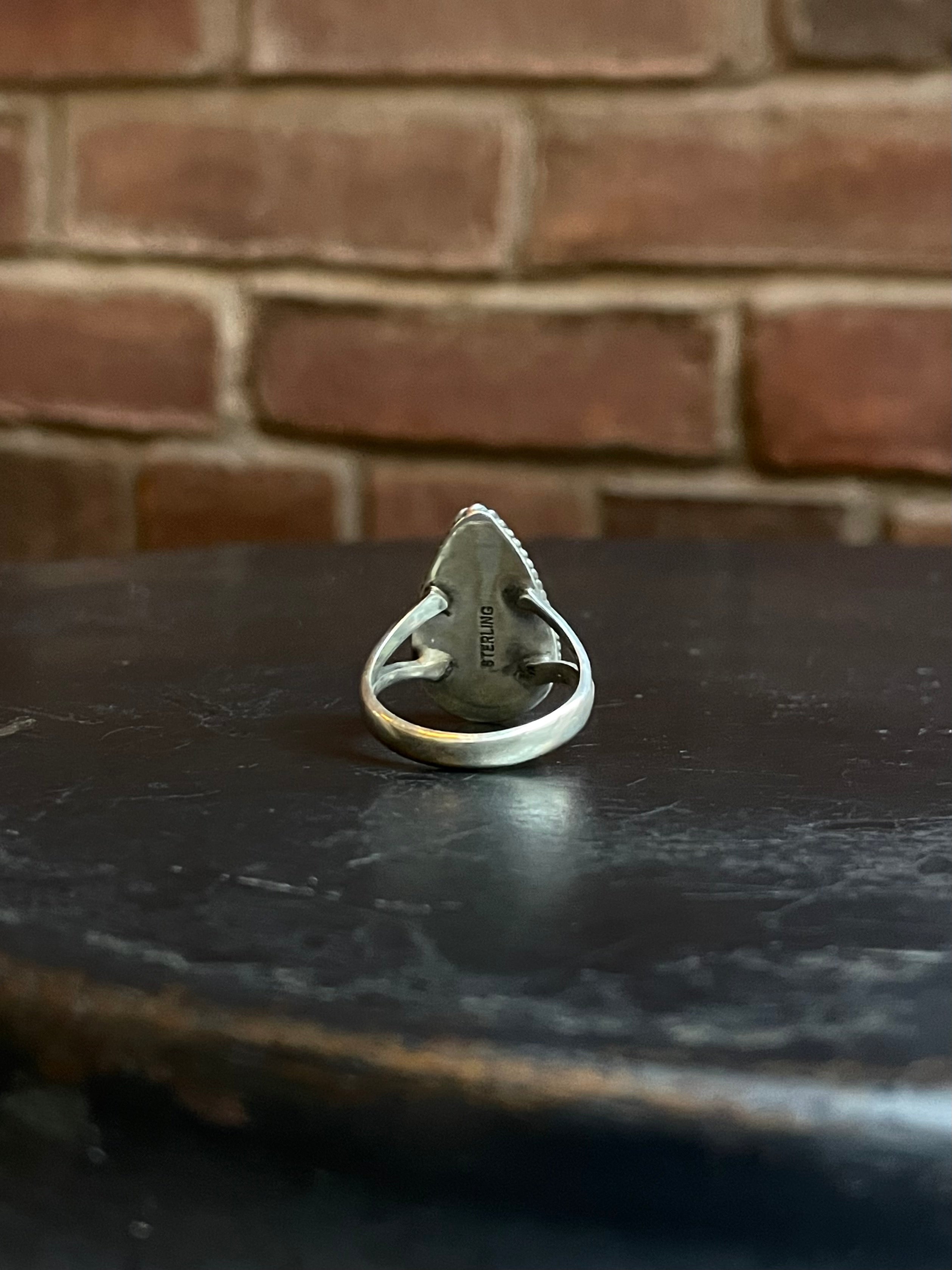 Pink Conch Tear Drop Ring | 925 Sterling Silver Size 9 E465