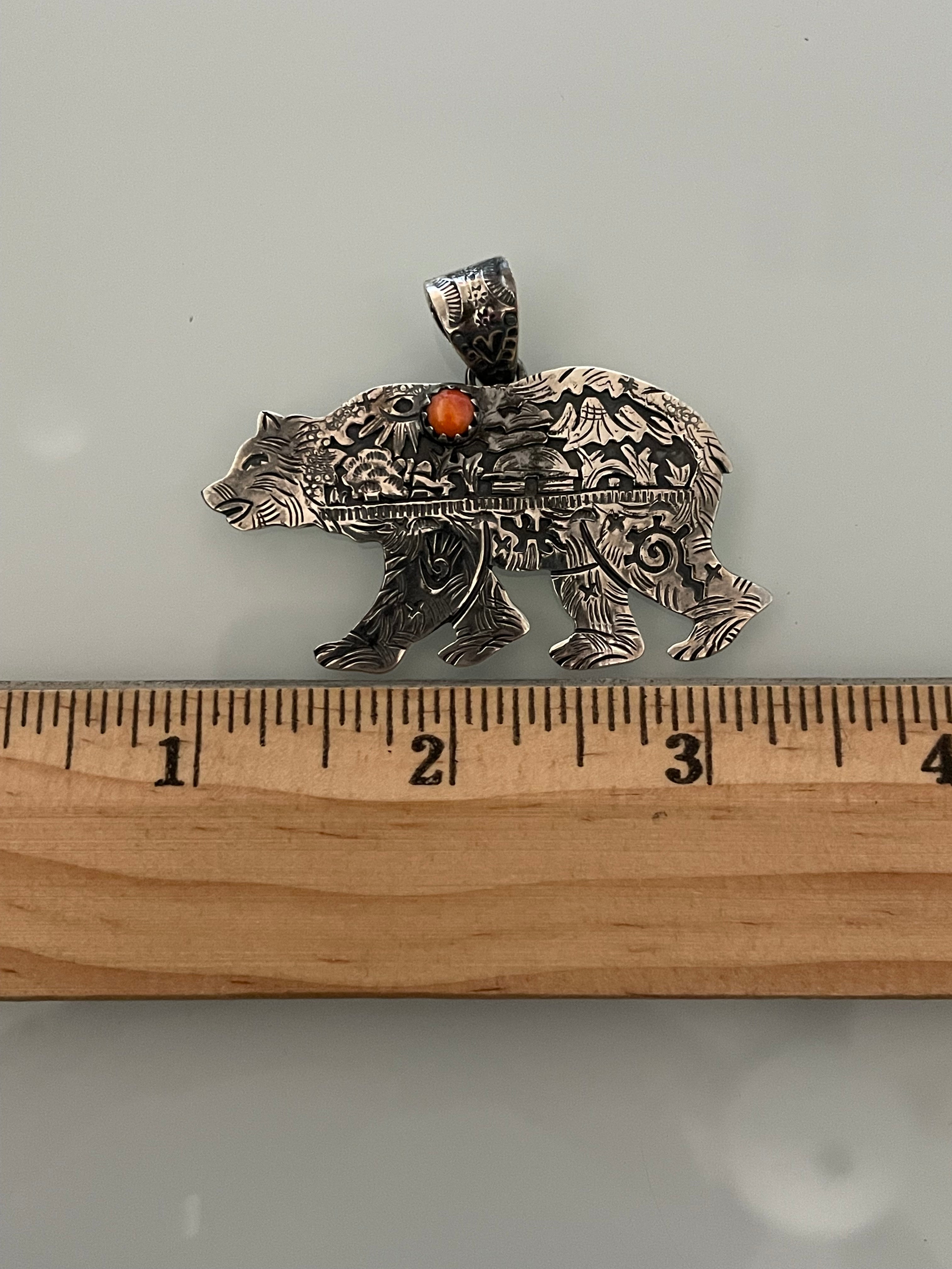 Spiny Oyster Bear Pendant | 925 Sterling Silver E223