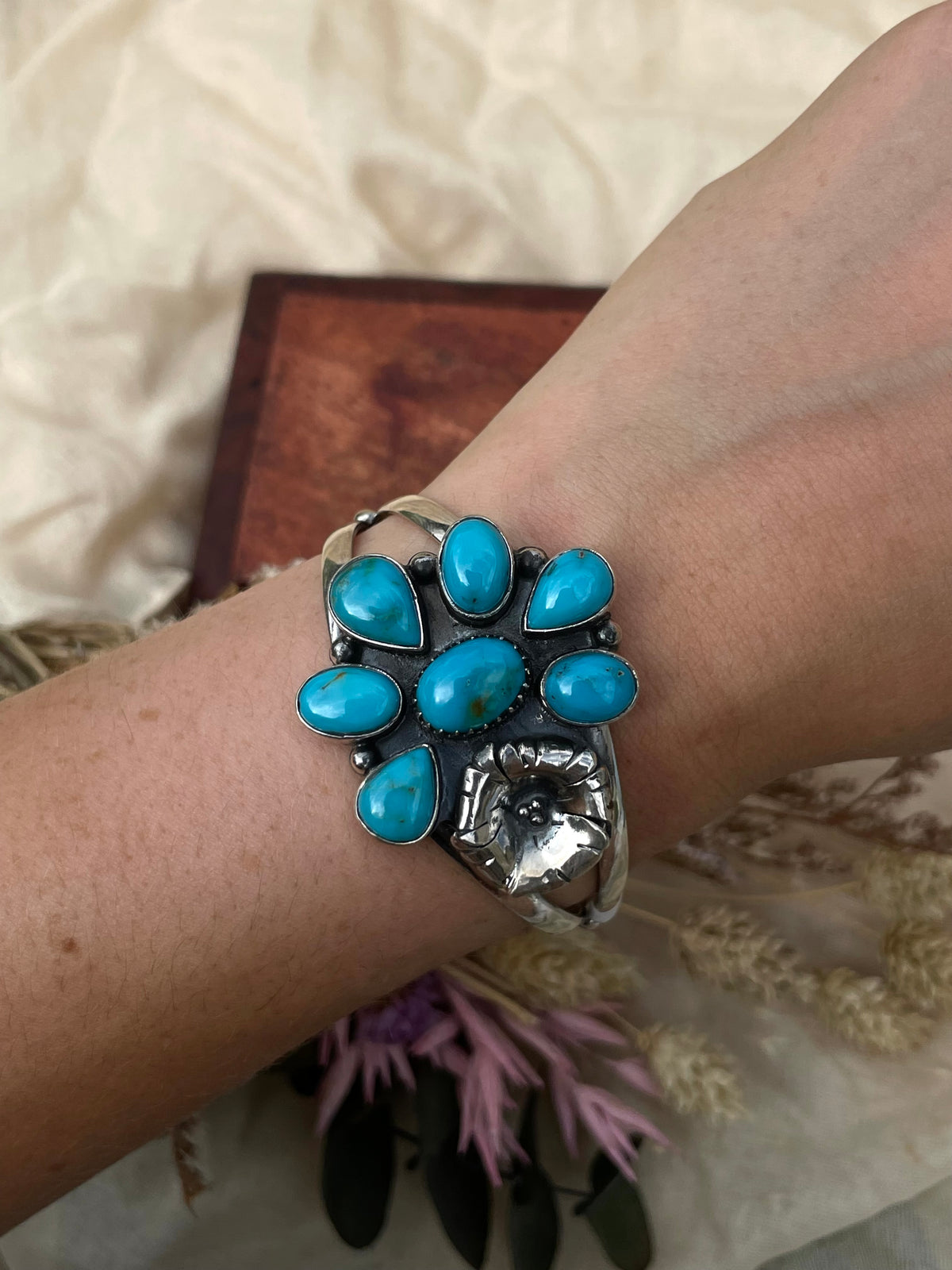 Turquoise Floral Cuff Bracelet | 925 Sterling Silver D278