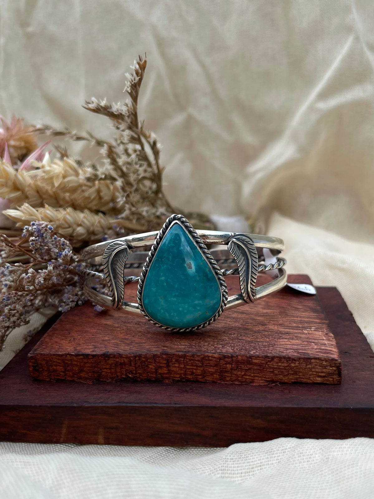 Turquoise Teardrop Cuff Bracelet | 925 Sterling Silver D272
