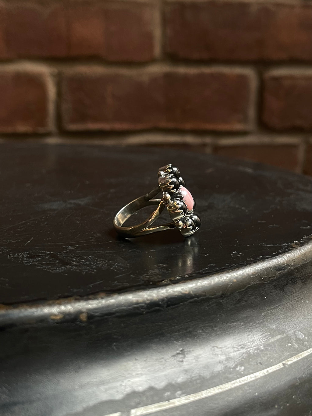Pink Conch & Black Onyx Ring Size 8 | 925 Sterling Silver C916