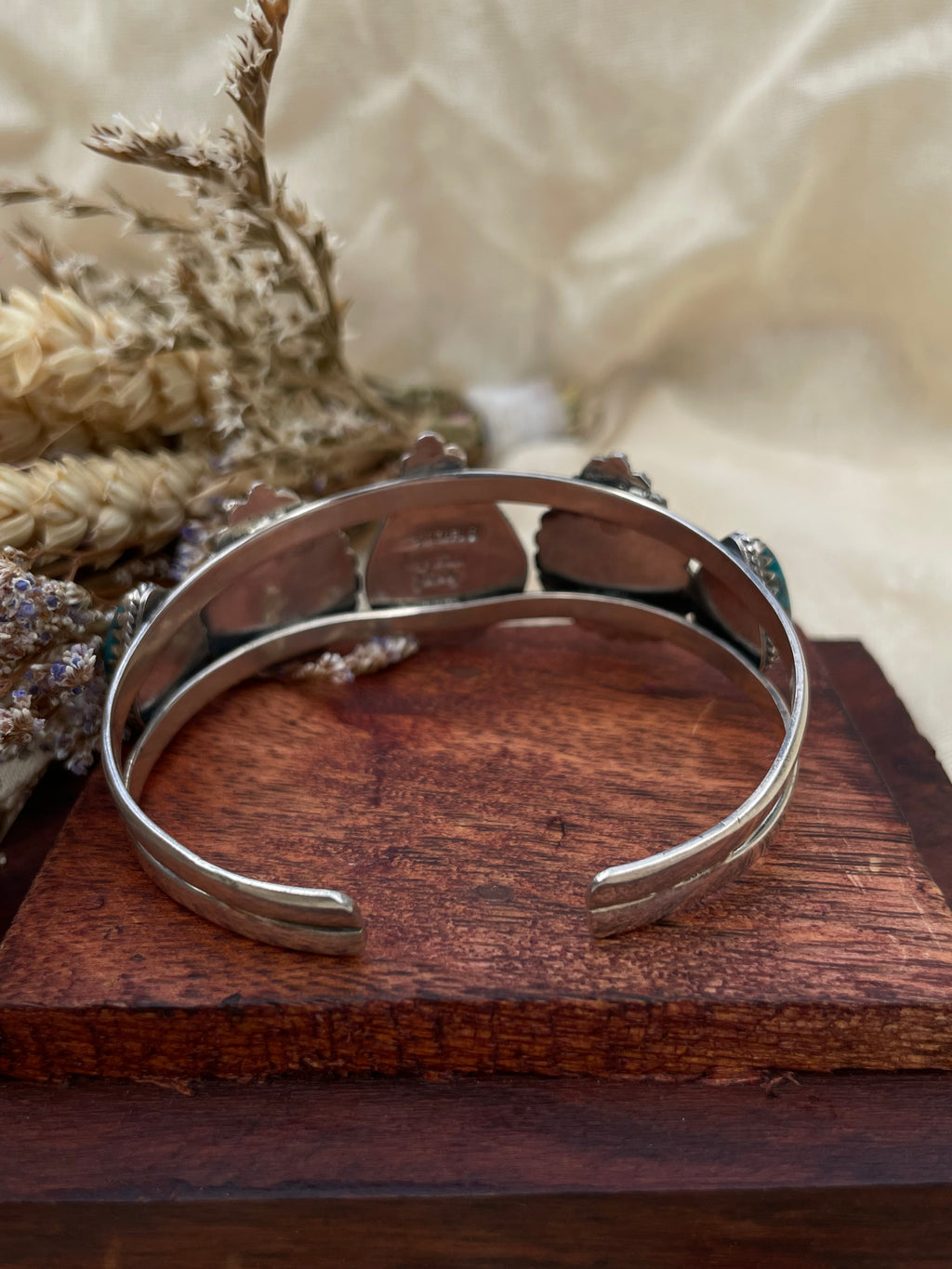 Turquoise Teardrop Cuff Bracelet | 925 Sterling Silver D276
