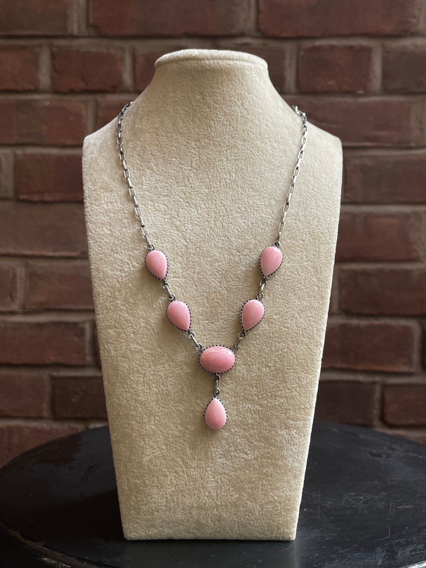 Pink Conch Lariat Necklace | Teardrop Station Drop | 925 Silver E555