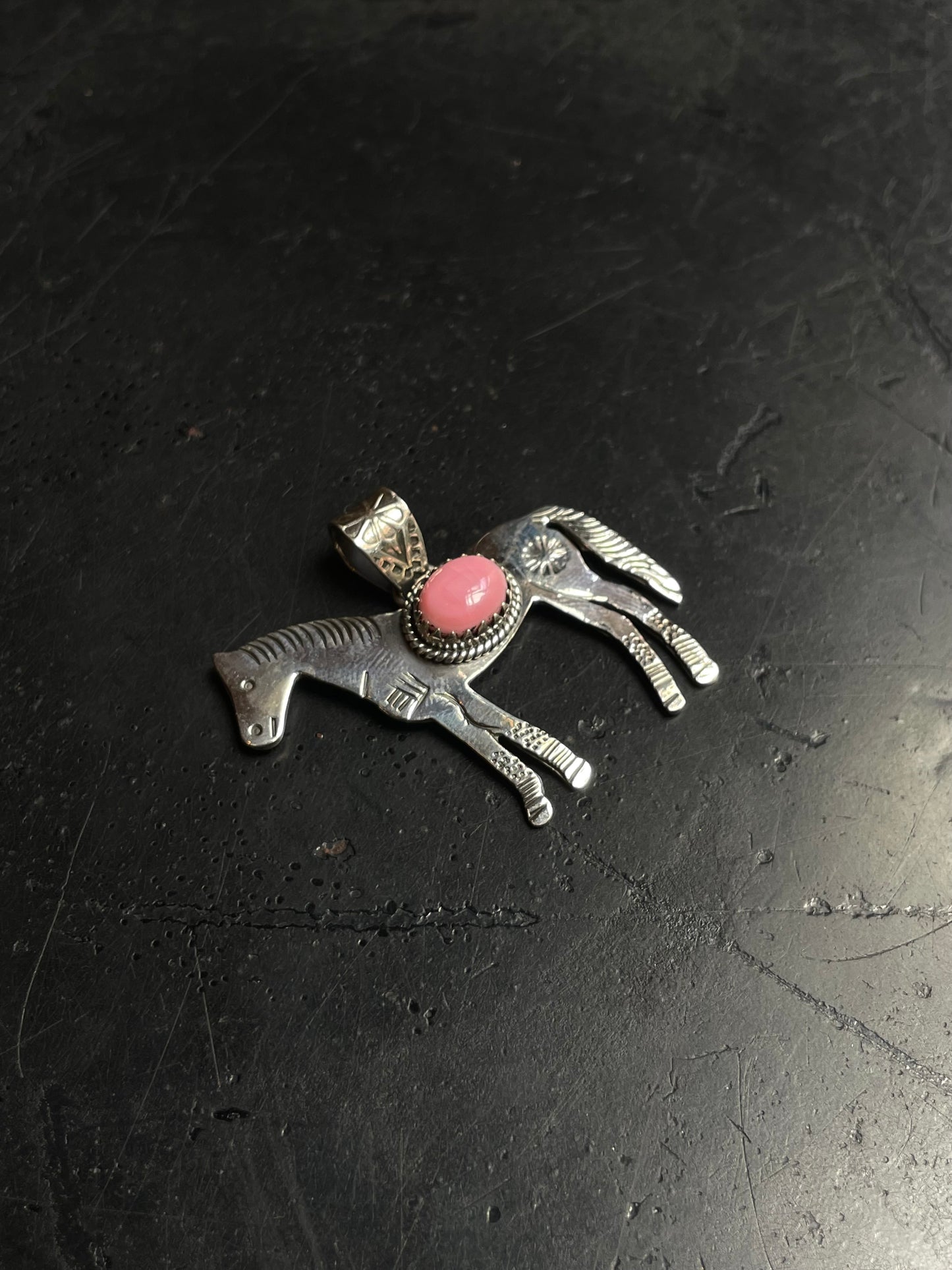 Pink Conch Horse Pendant | 925 Sterling Silver E249