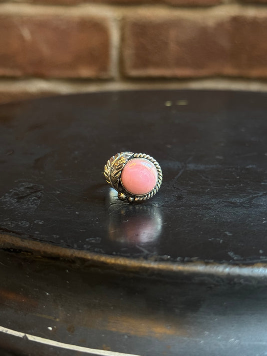 Pink Conch Feather Ring | Sterling Silver | Size 9 | C180