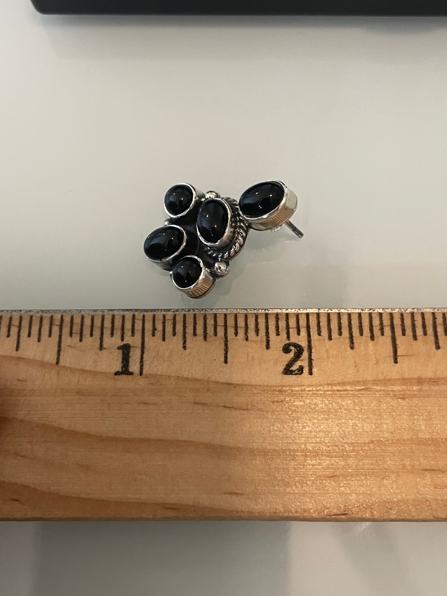 Black Onyx Stud Earrings | Sterling Silver G335
