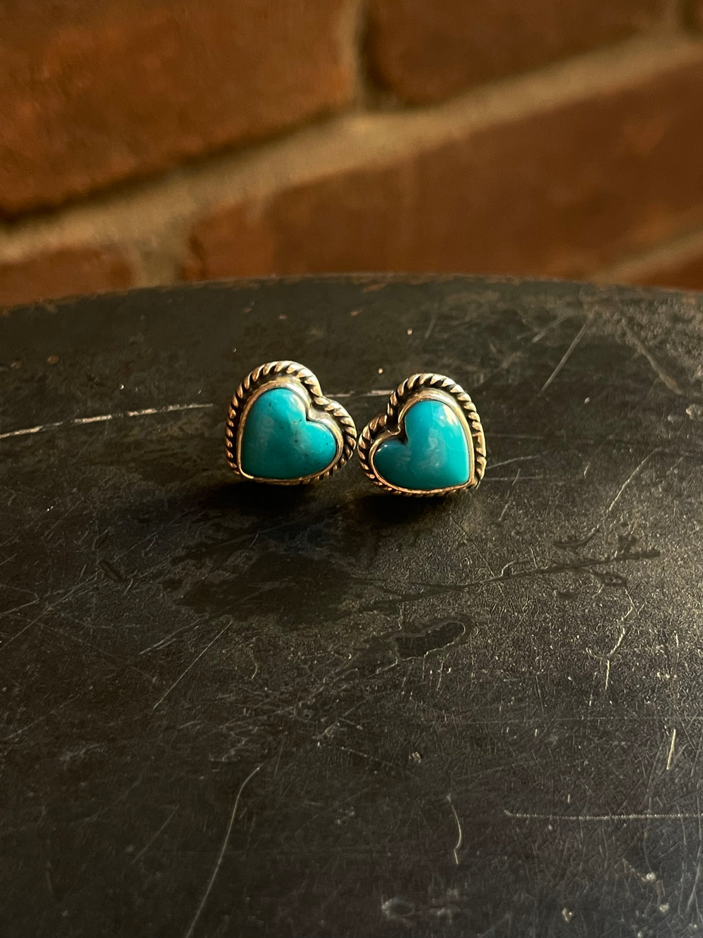Kingman Turquoise Heart Stud Earrings | 925 Sterling Silver G665