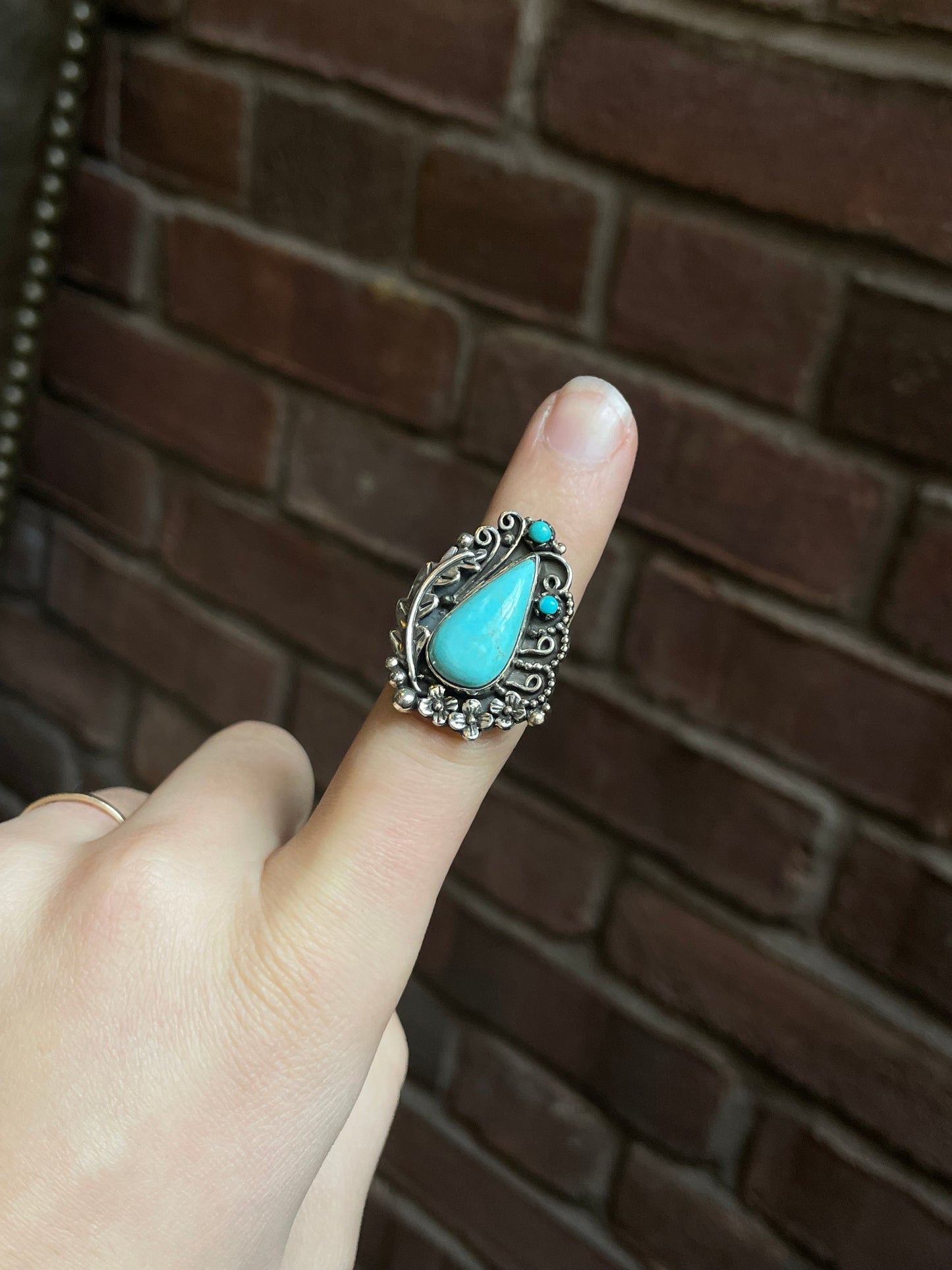 Kingman Turquoise Teardrop Ring Size 7 | 925 Sterling Silver Southwest E166