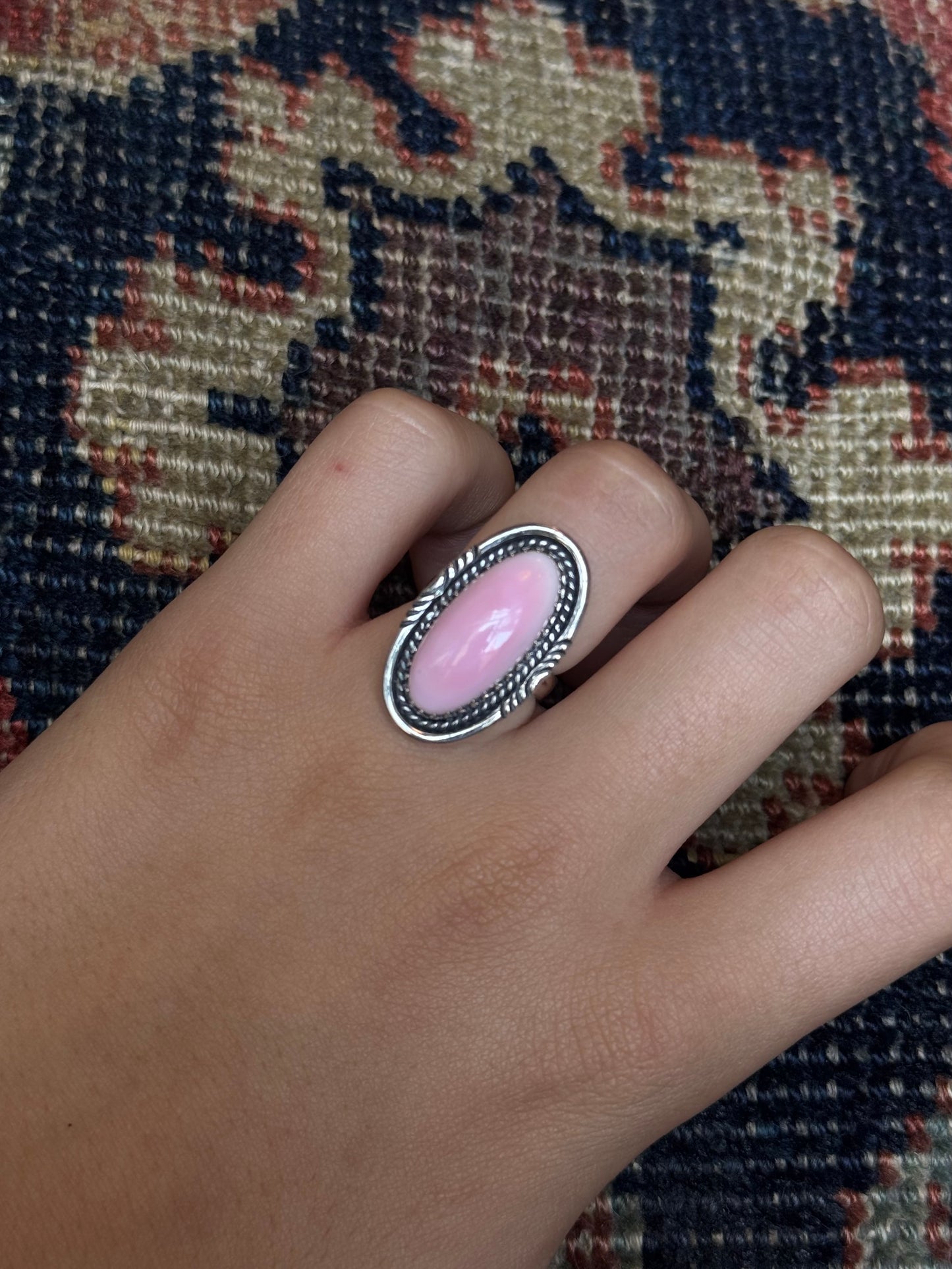 Pink Conch Oval Ring | 925 Sterling Silver | Size 6 C199