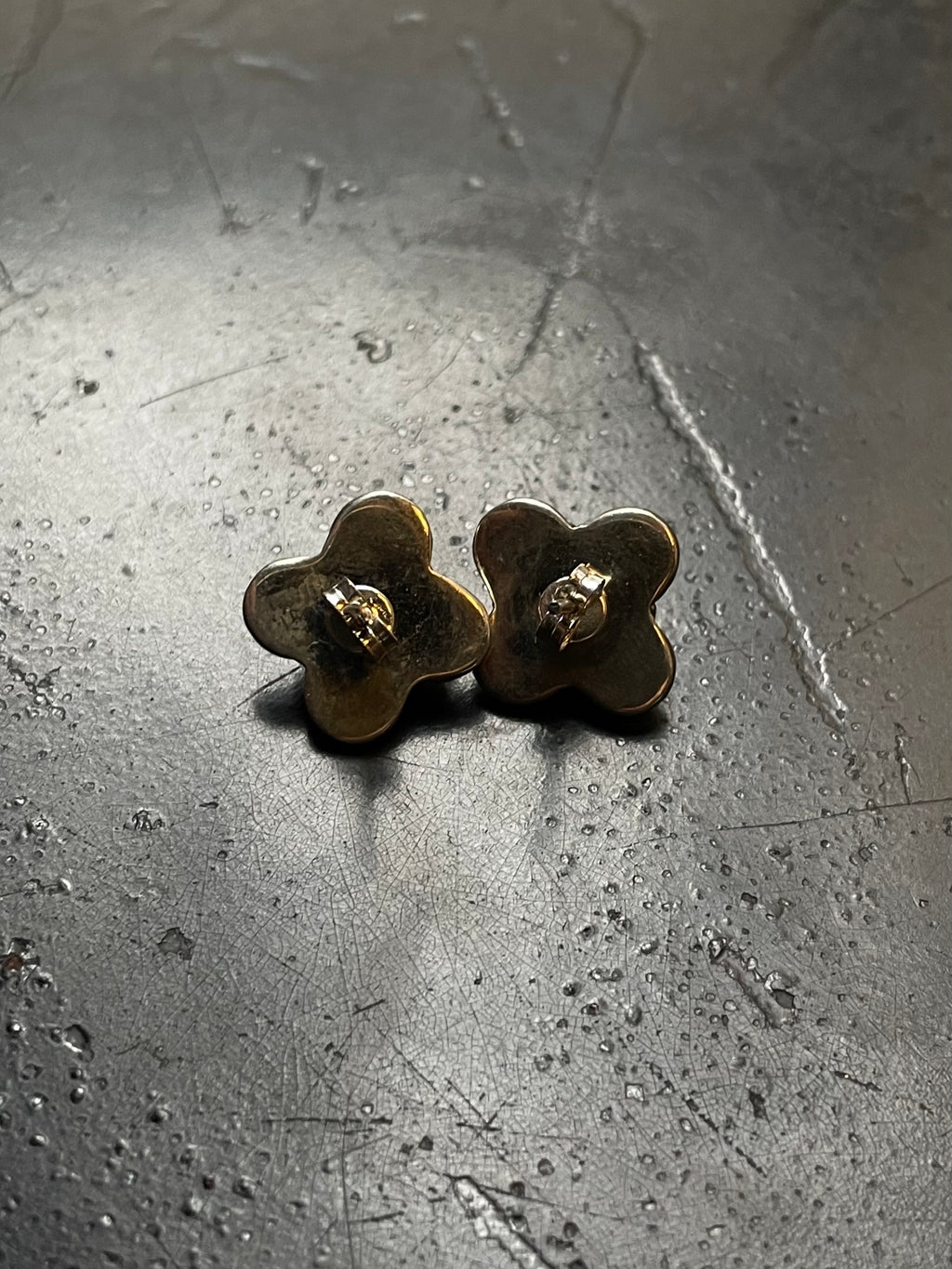 Spiny Oyster Flower Stud Earrings | 925 Sterling Silver G250