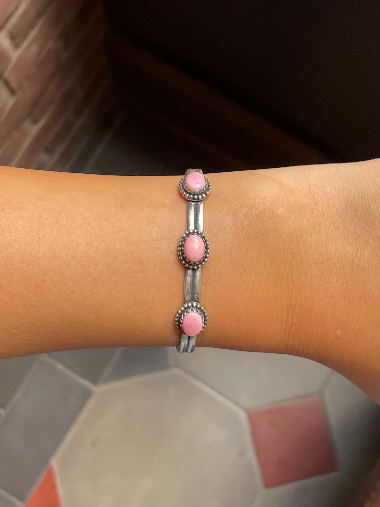 Pink Conch Triple Stone Cuff Bracelet | 925 Sterling Silver E966