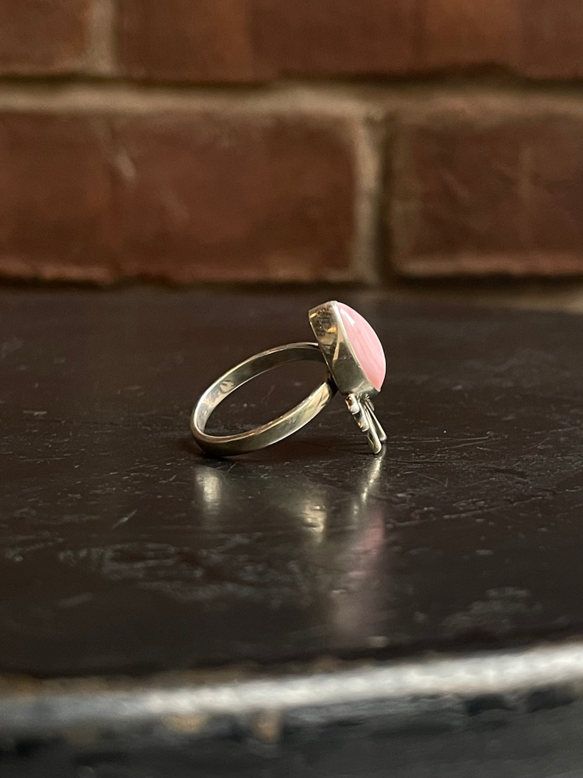 Pink Conch Tear Drop Ring Size 7 | 925 Sterling Silver G160