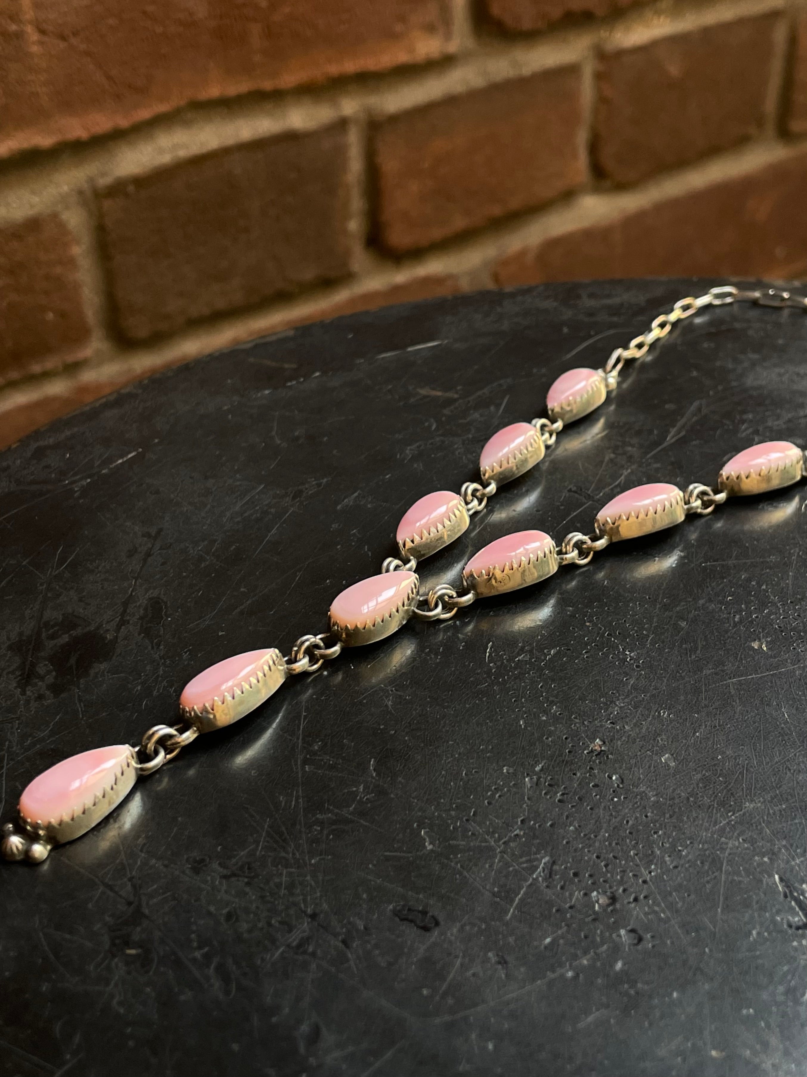 Pink Conch Tear Drop Necklace | 925 Sterling Silver E978