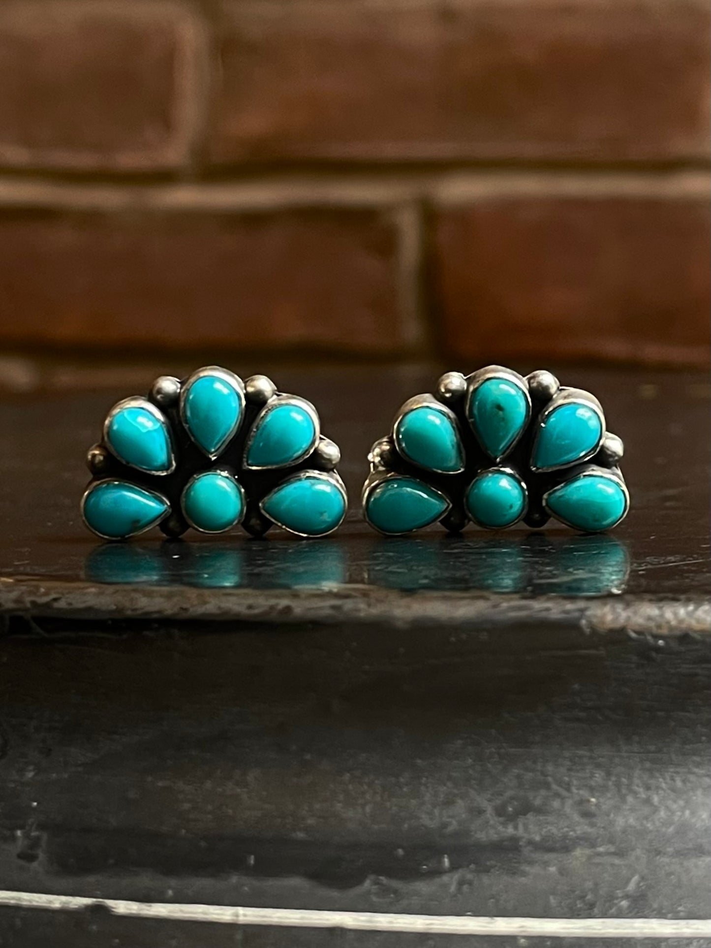 Kingman Turquoise Cluster Stud Earrings | Sterling Silver E659