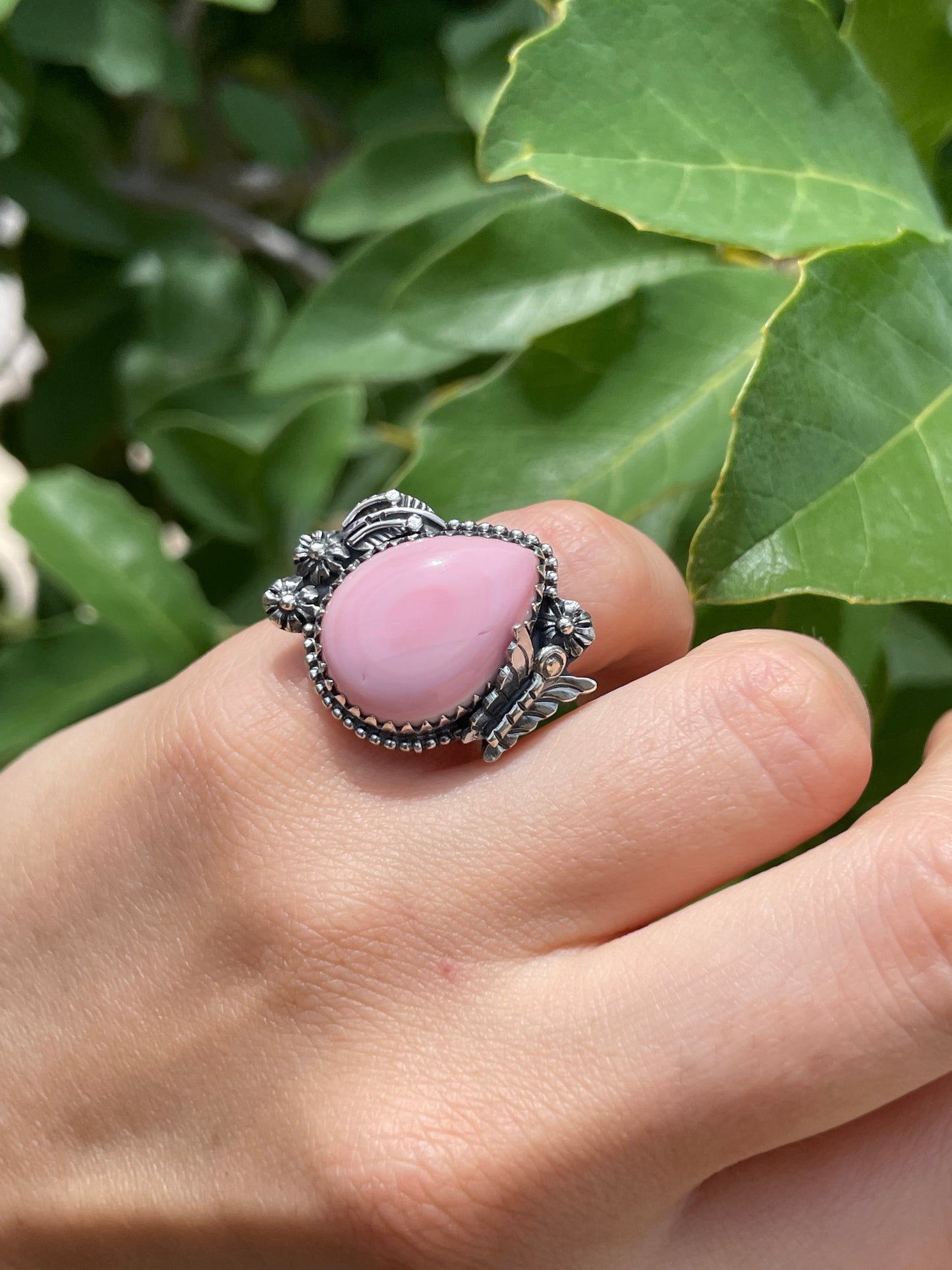 Pink Conch Tear Drop Ring Size 4 | 925 Sterling Silver D182