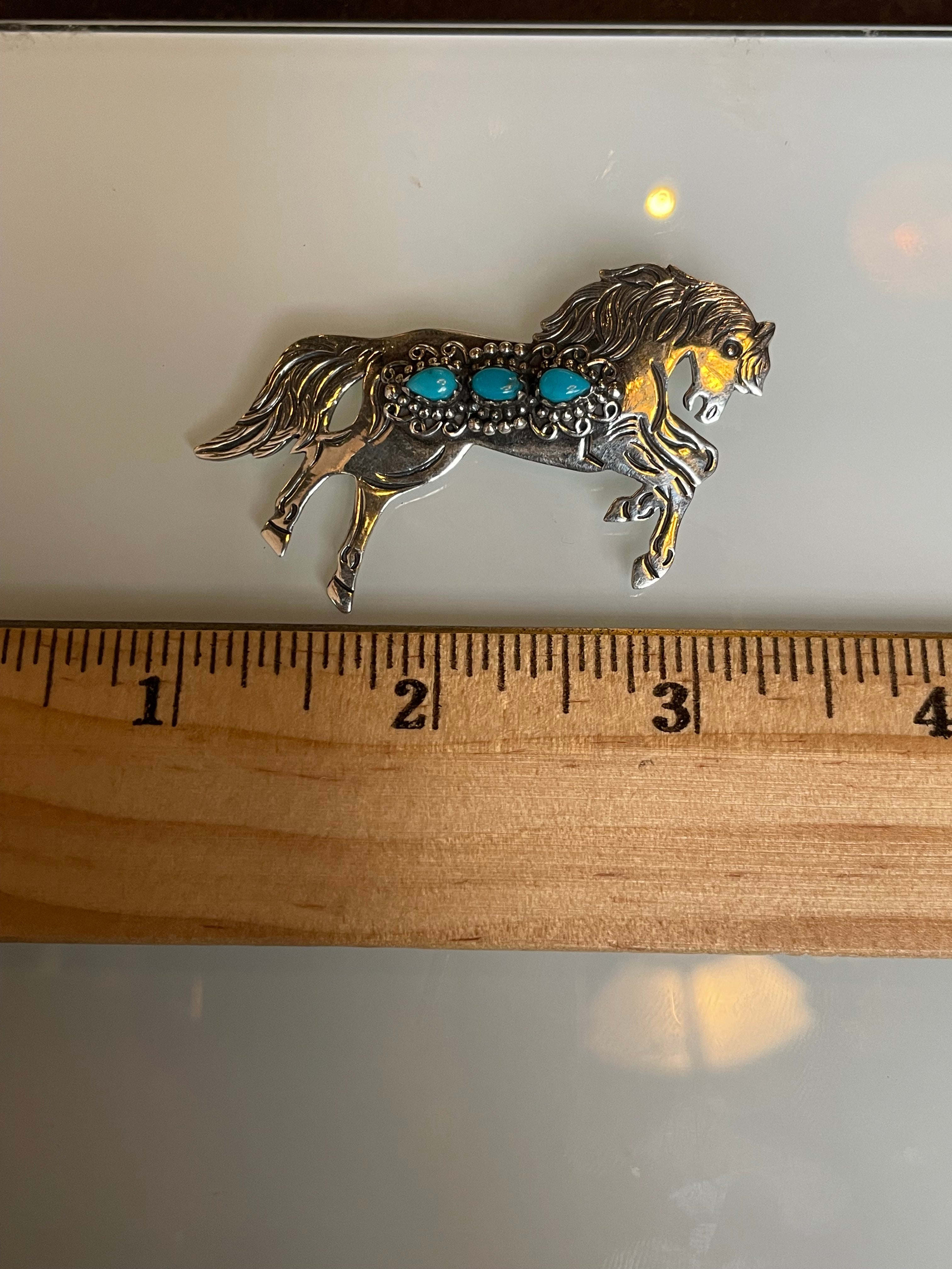 Kingman Turquoise Horse Pendant | 925 Sterling Silver C513