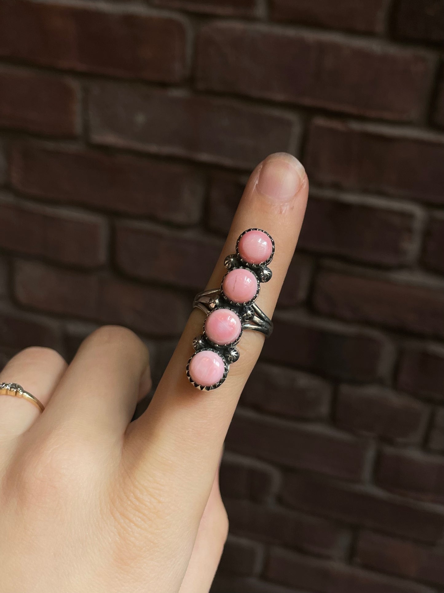 Pink Conch Row Ring Size 8 | 925 Sterling Silver C949