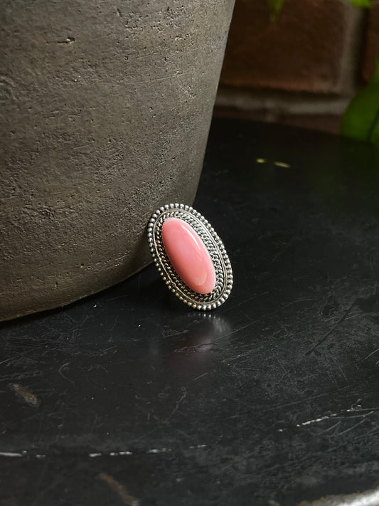 Pink Conch Oval Ring | Sterling Silver 925 | Size 6 C601