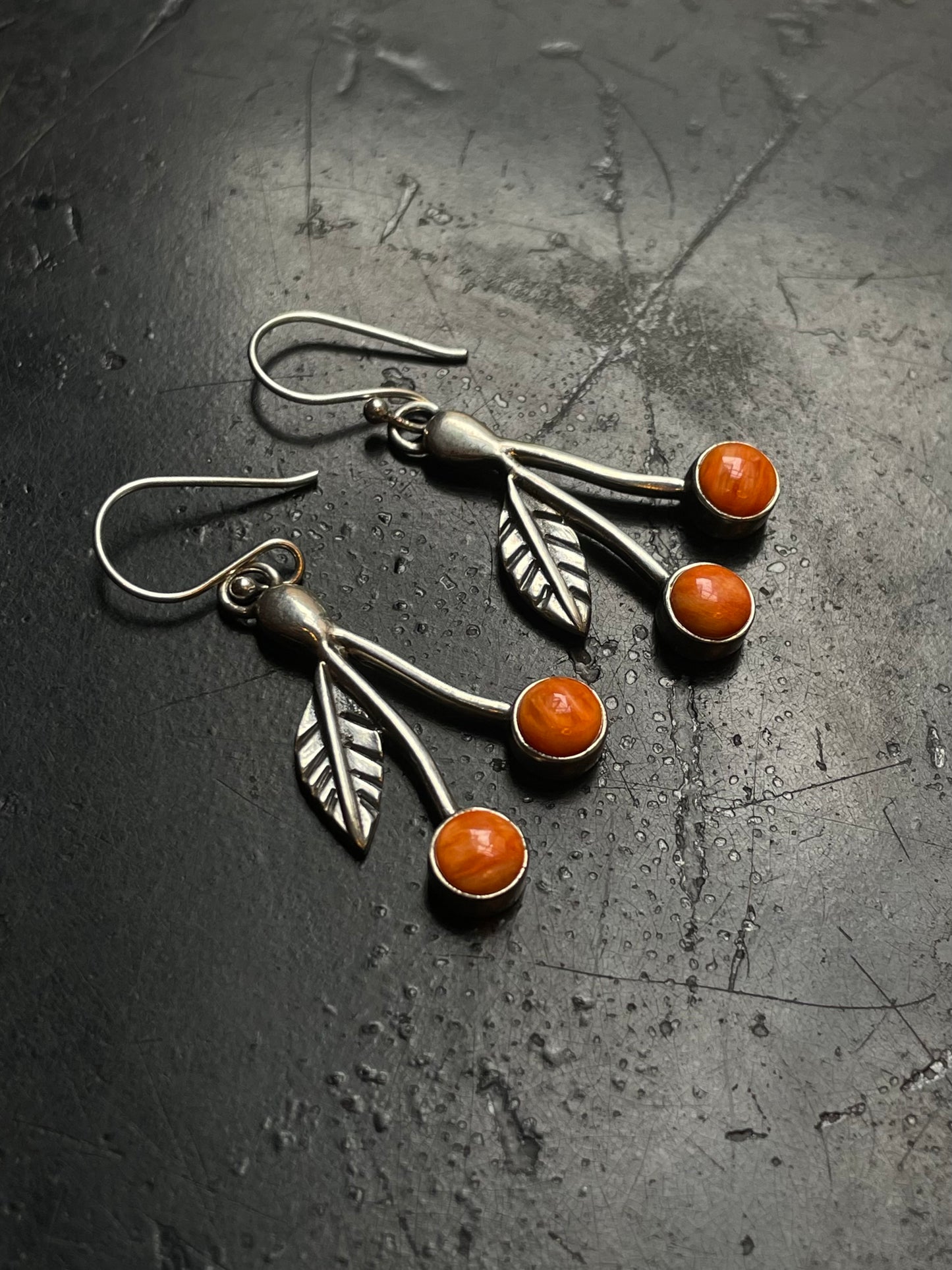 Spiny Oyster Cherry Stud Earrings | 925 Sterling Silver G245