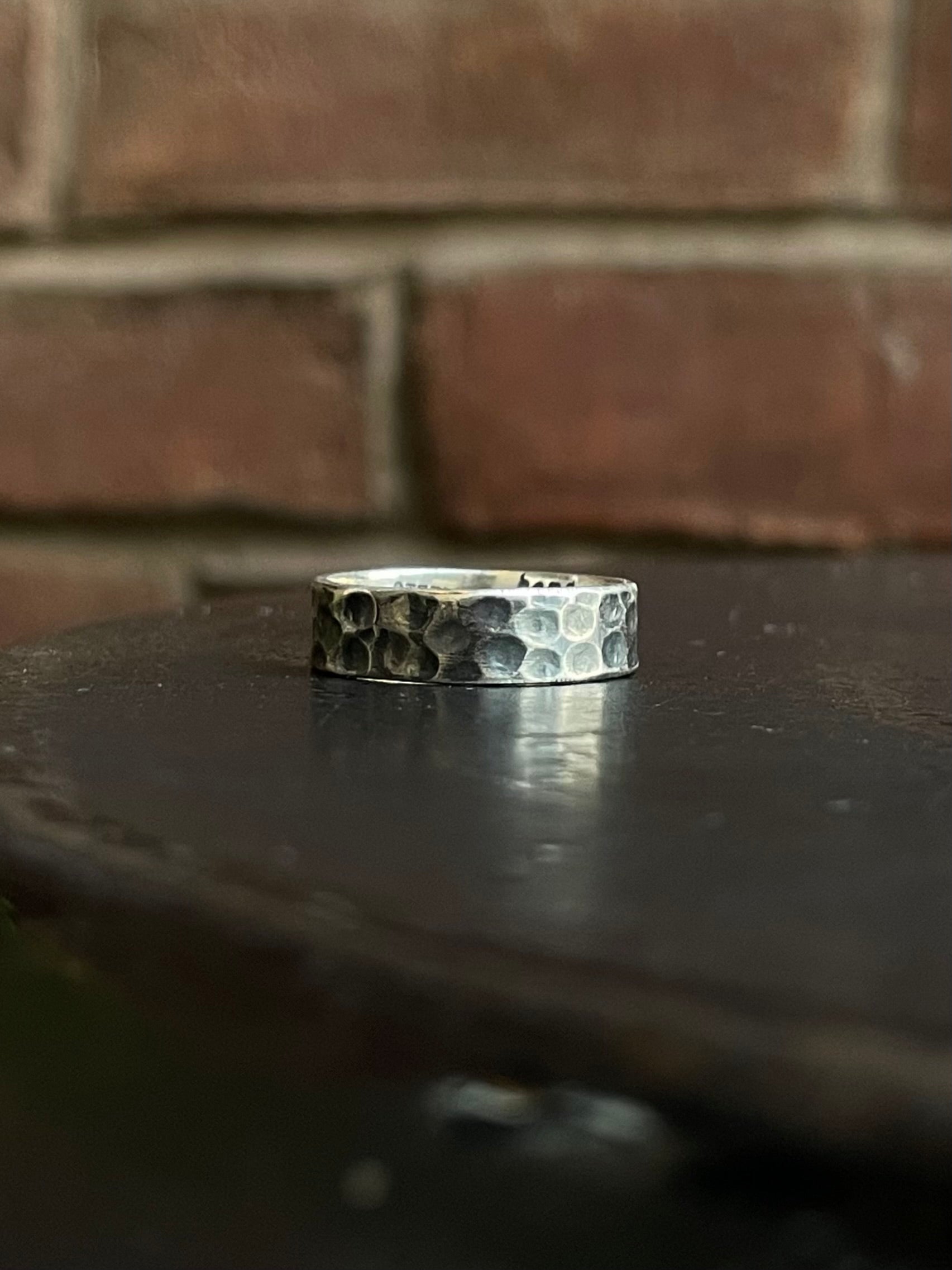 Hammered Sterling Silver Band Ring | 925 Sterling Silver Size 8.25 G573