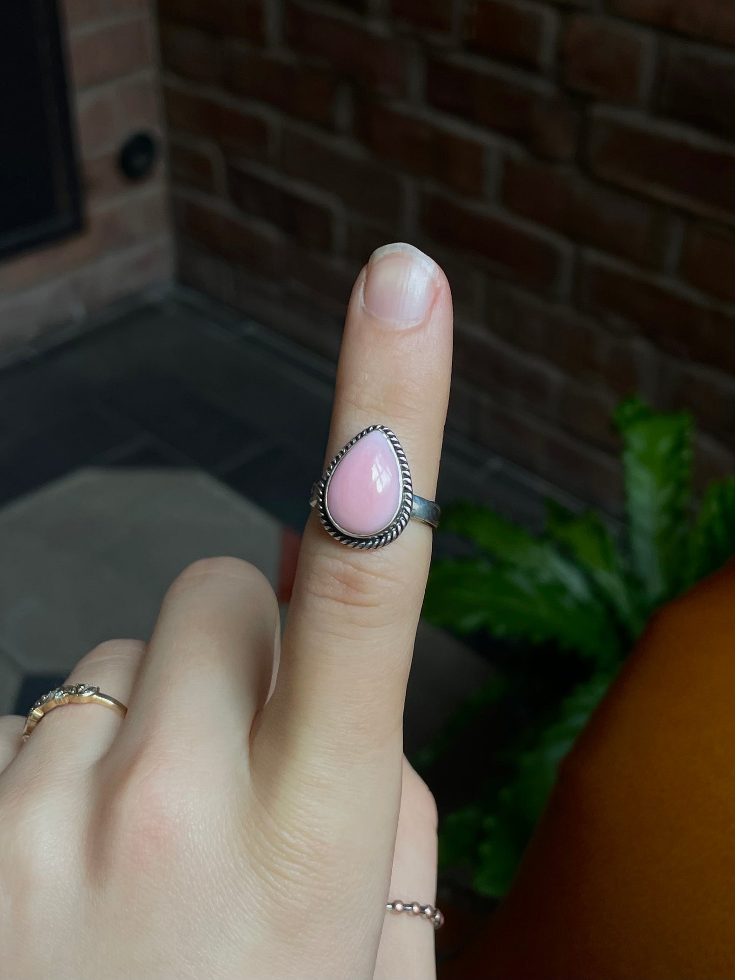 Pink Conch Ring Oval | Sterling Silver | Size 7 | A449