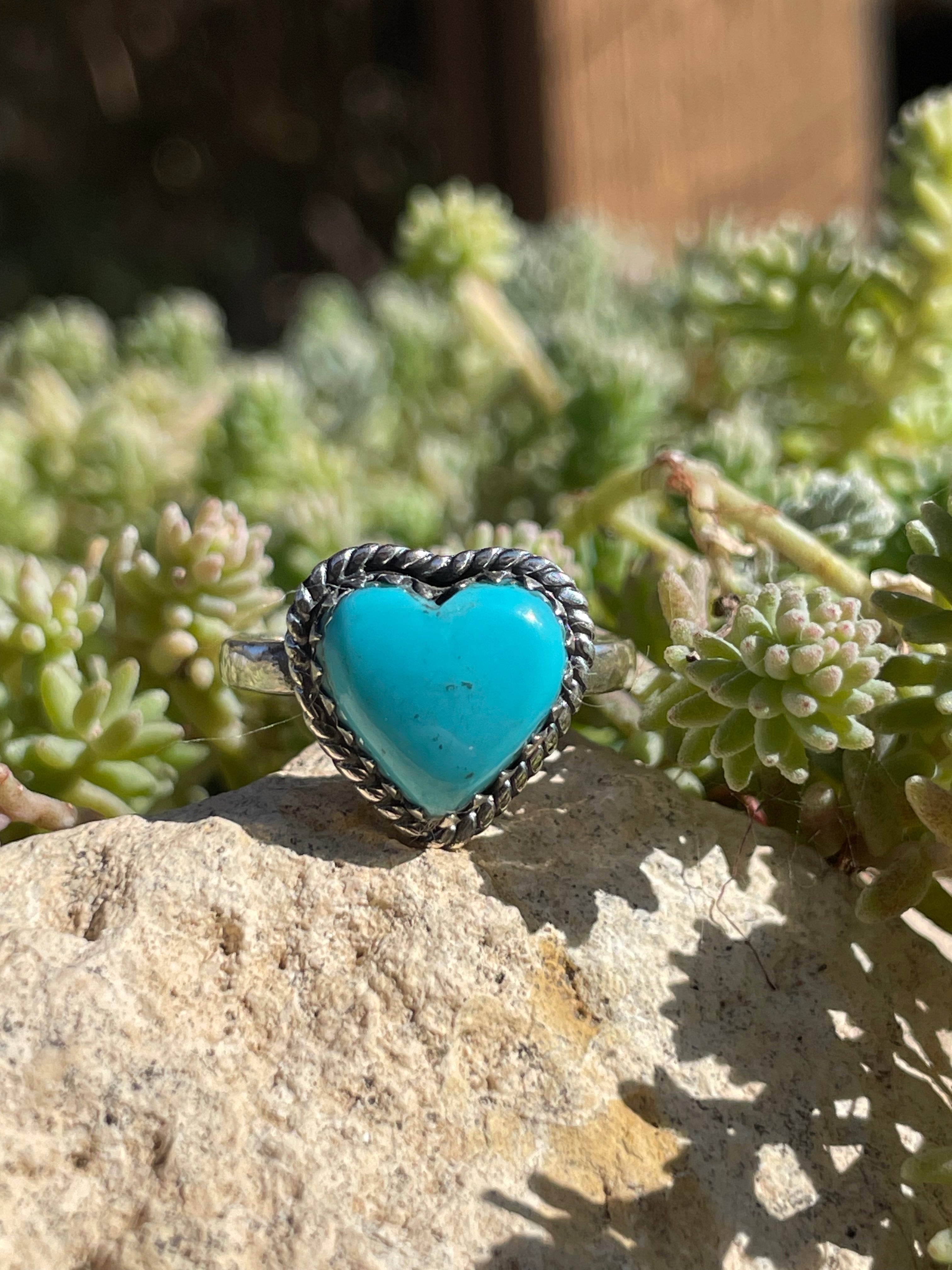 Kingman Turquoise Heart Ring Size 8 | 925 Sterling Silver Southwest B986