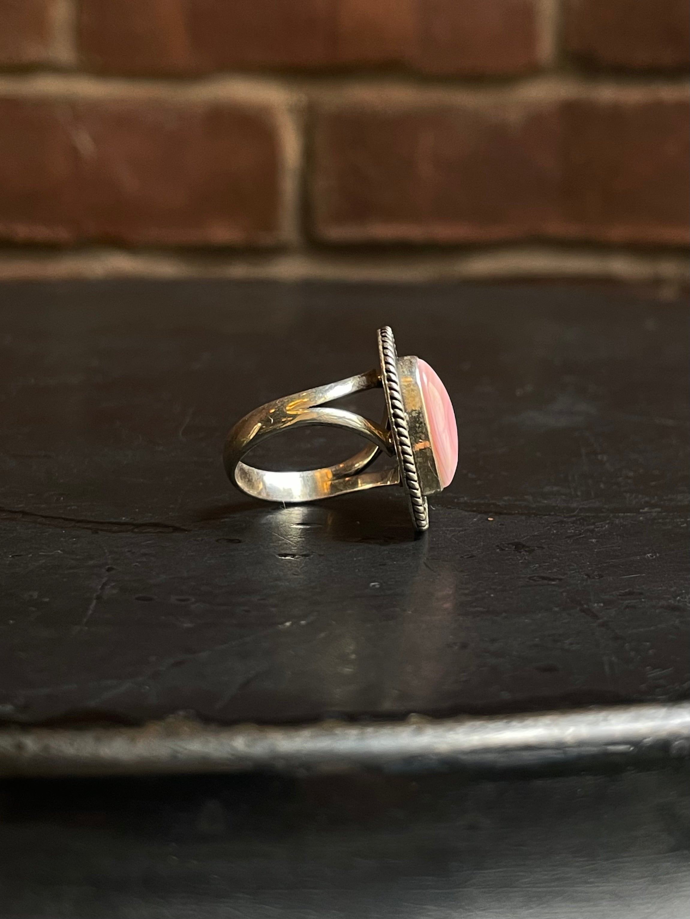 Pink Conch Heart Ring Size 7 | 925 Sterling Silver E997