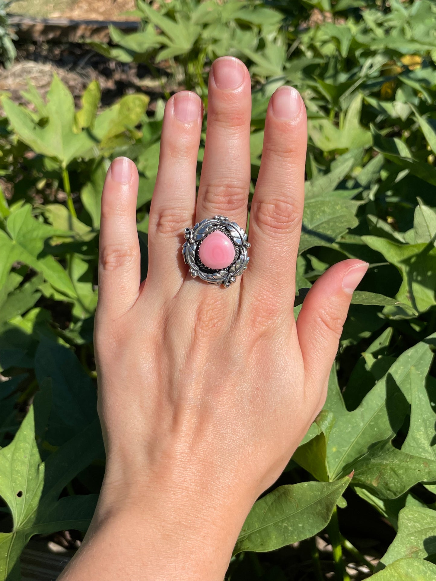 Pink Conch Leaf Design Ring | 925 Sterling Silver | Size 7 B338