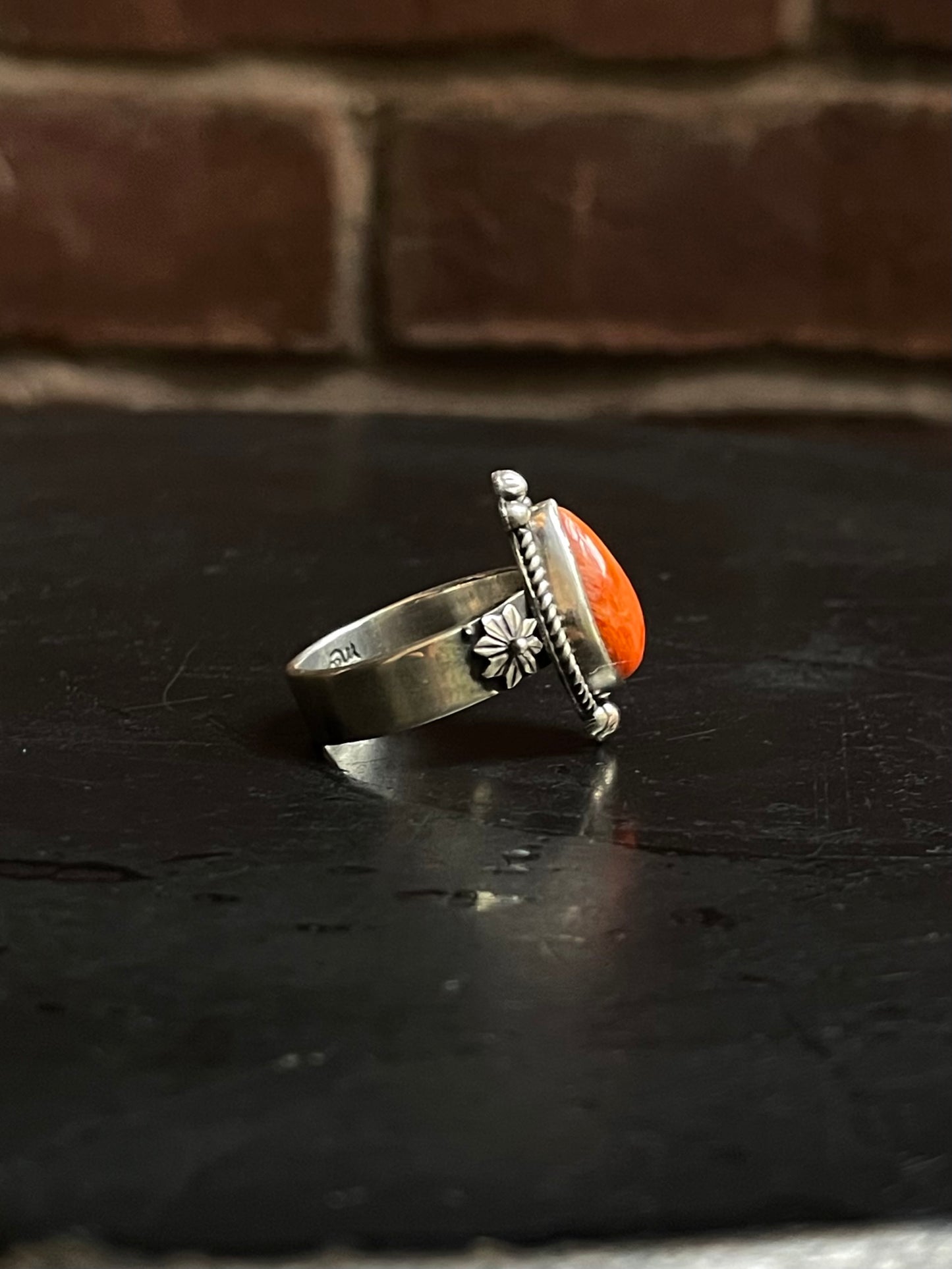 Spiny Oyster Tear Drop Ring Size 9 | 925 Sterling Silver G228