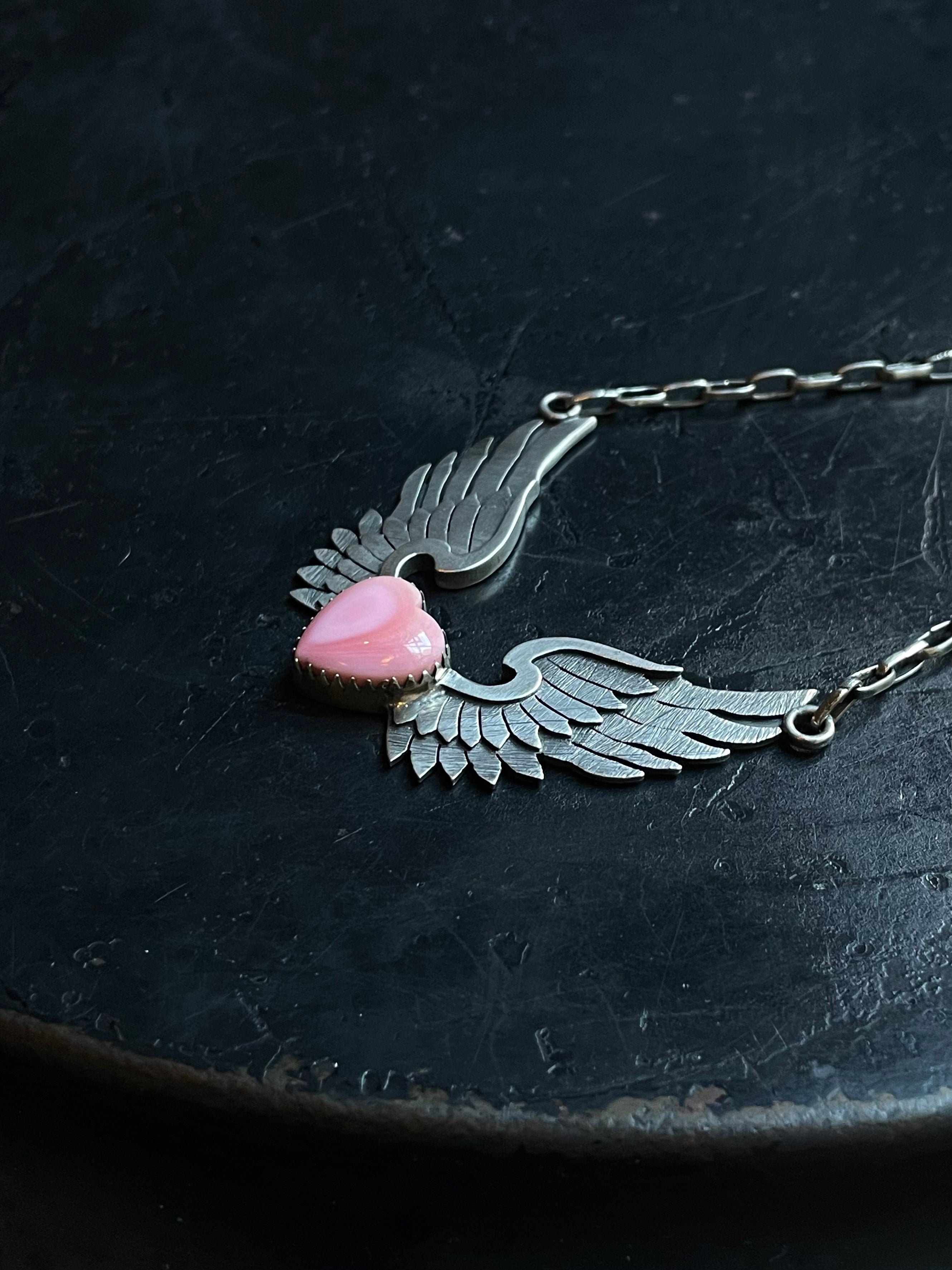 Pink Conch Wings Necklace | 925 Sterling Silver E363