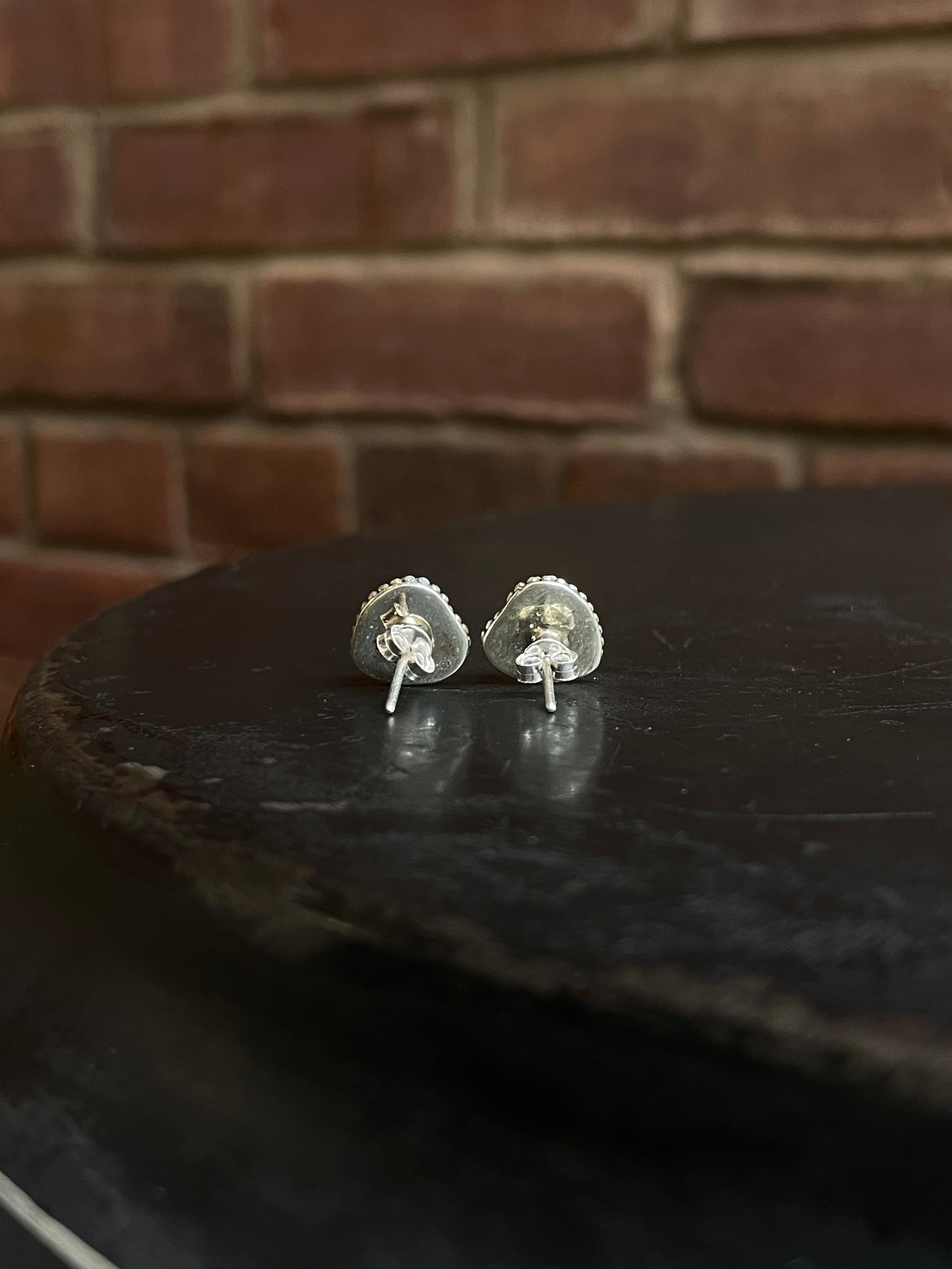 Pink Conch Heart Stud Earrings | 925 Sterling Silver E790