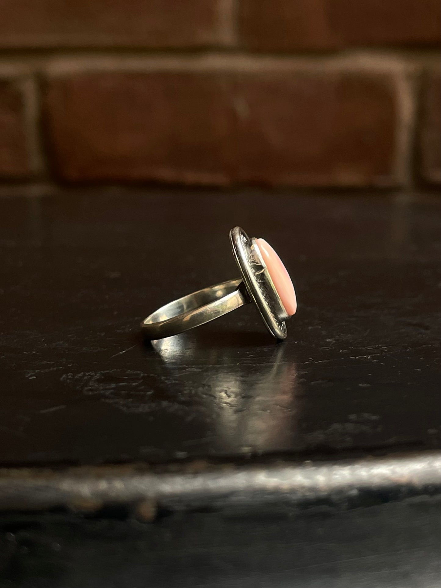 Pink Conch Oval Ring Size 6 | 925 Sterling Silver G138