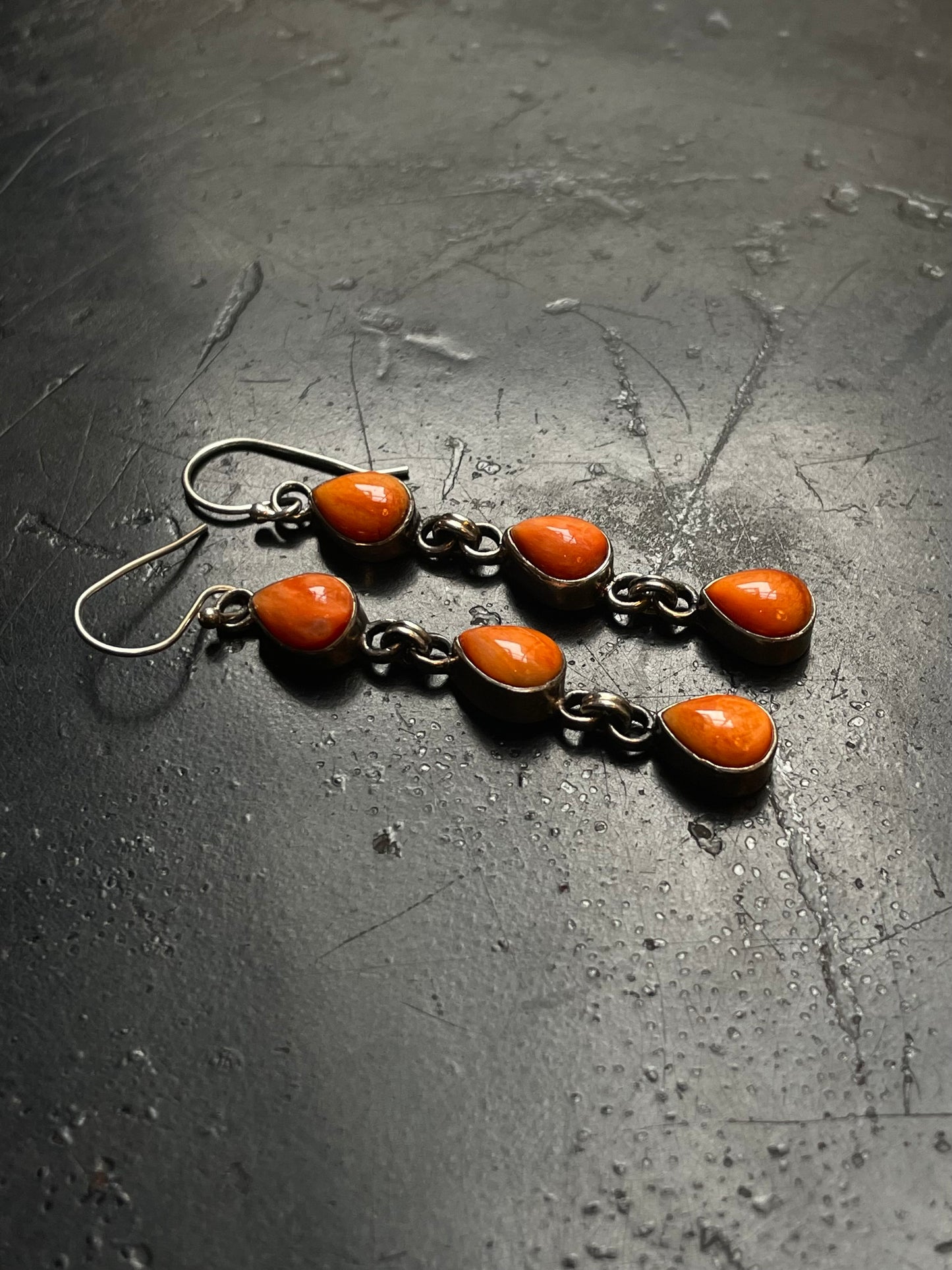 Spiny Oyster Hook Earrings | 925 Sterling Silver G244