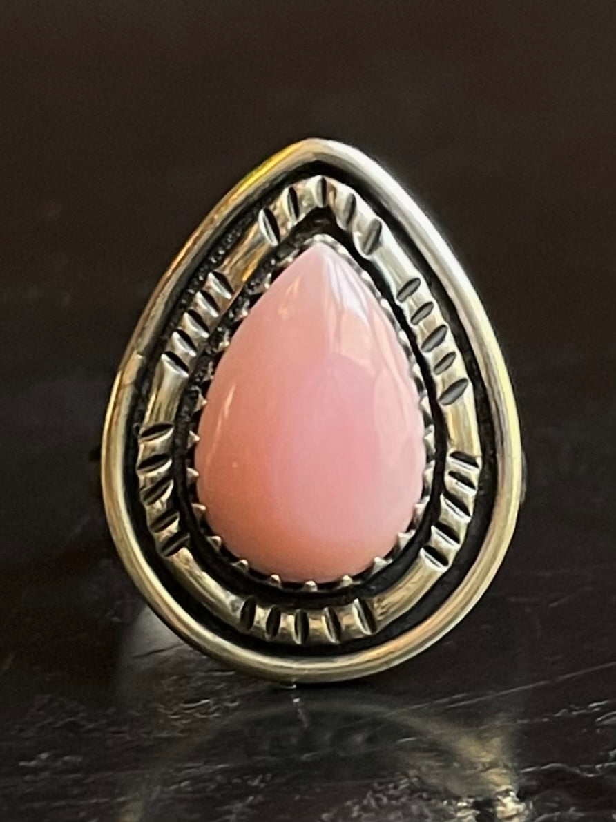 Pink Conch Tear Drop Ring Size 8.25 | 925 Sterling Silver G113