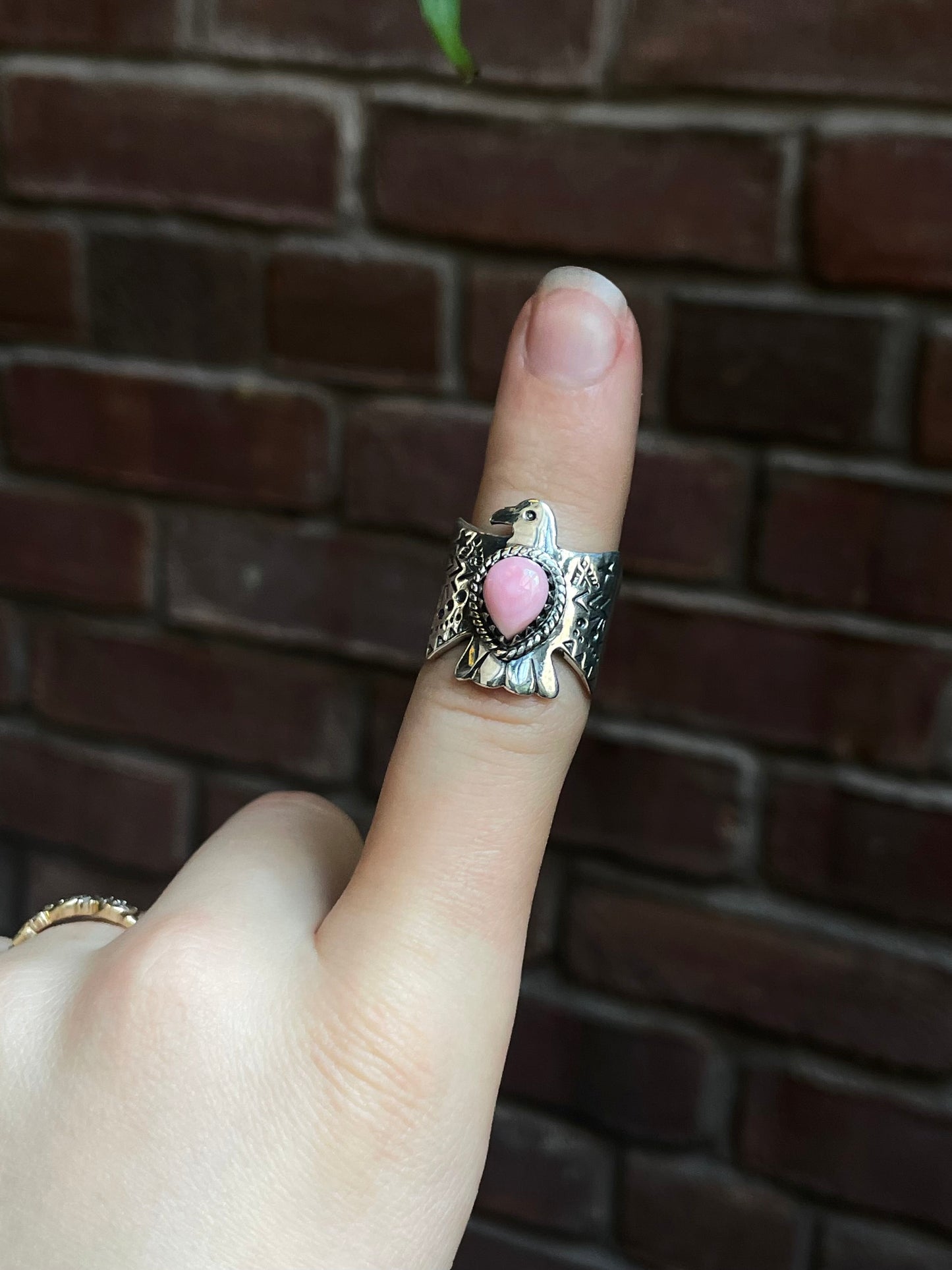 Pink Conch Thunderbird Ring | 925 Sterling Silver | Size 8 E308