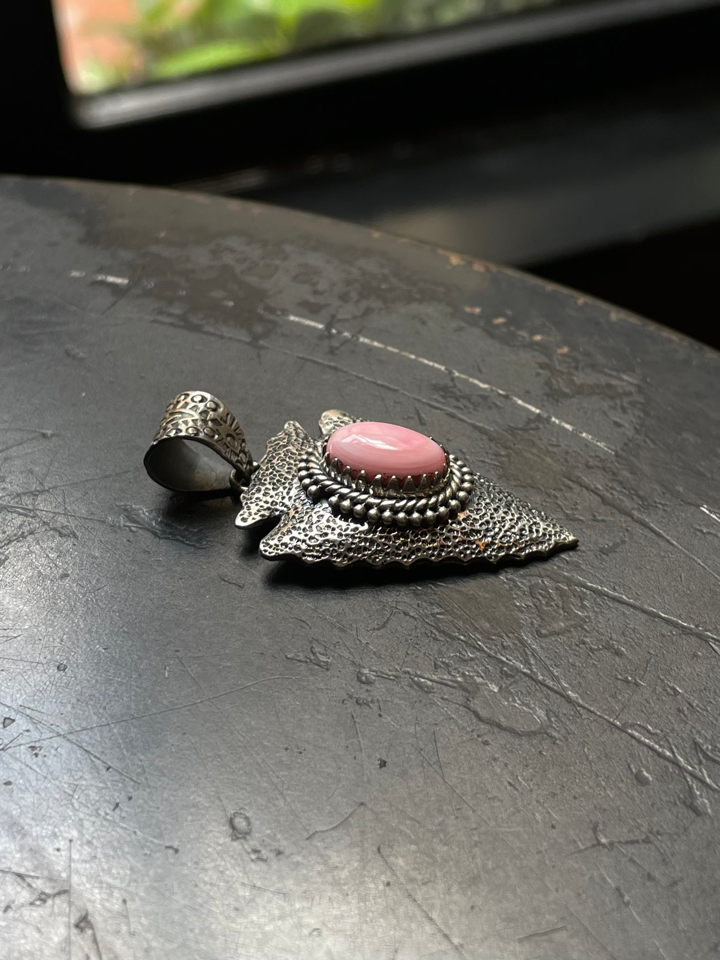 Pink Conch Arrow Head Pendant | 925 Sterling Silver E956