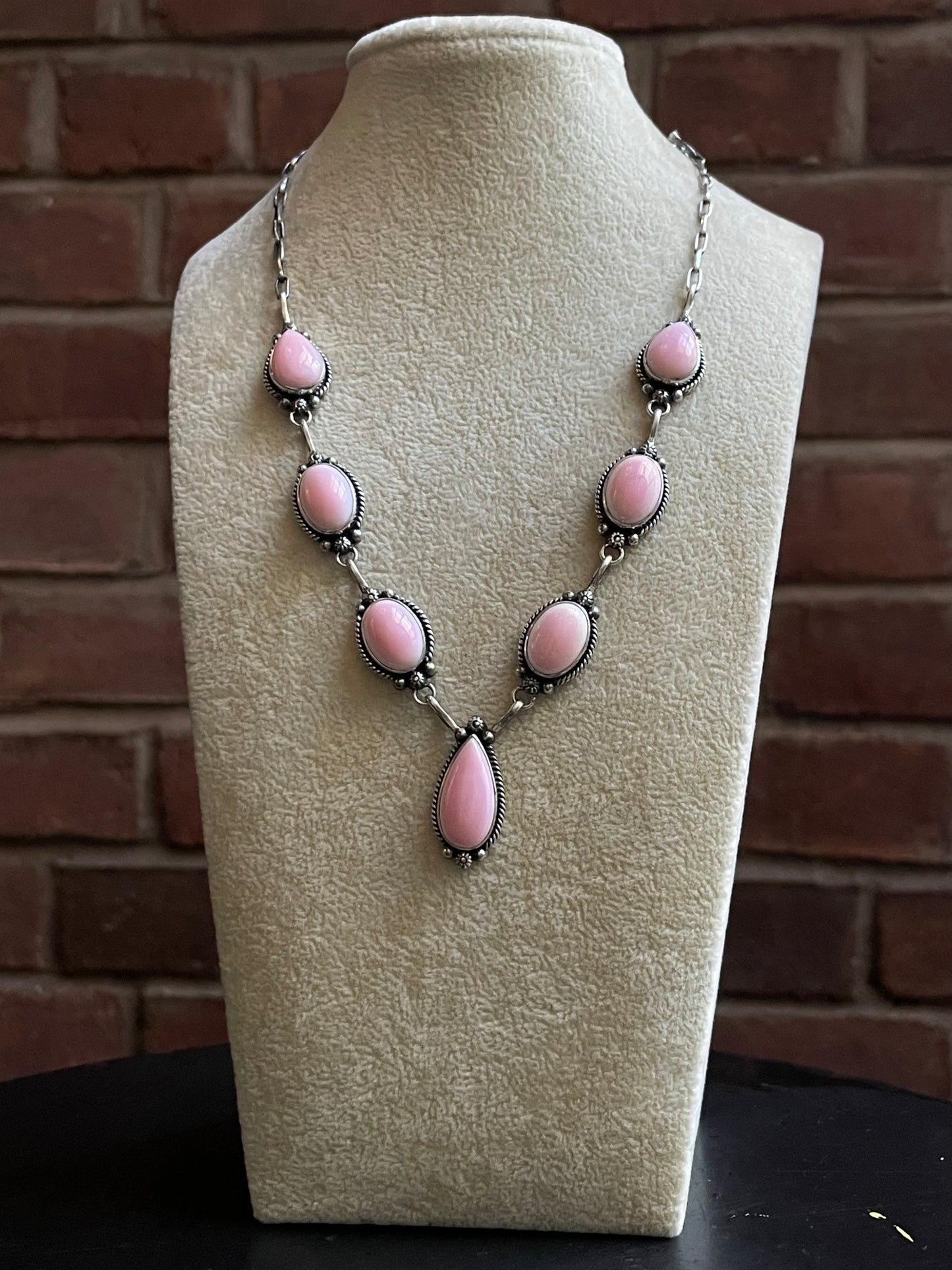 Pink Conch Teardrop Link Necklace | Sterling Silver E824