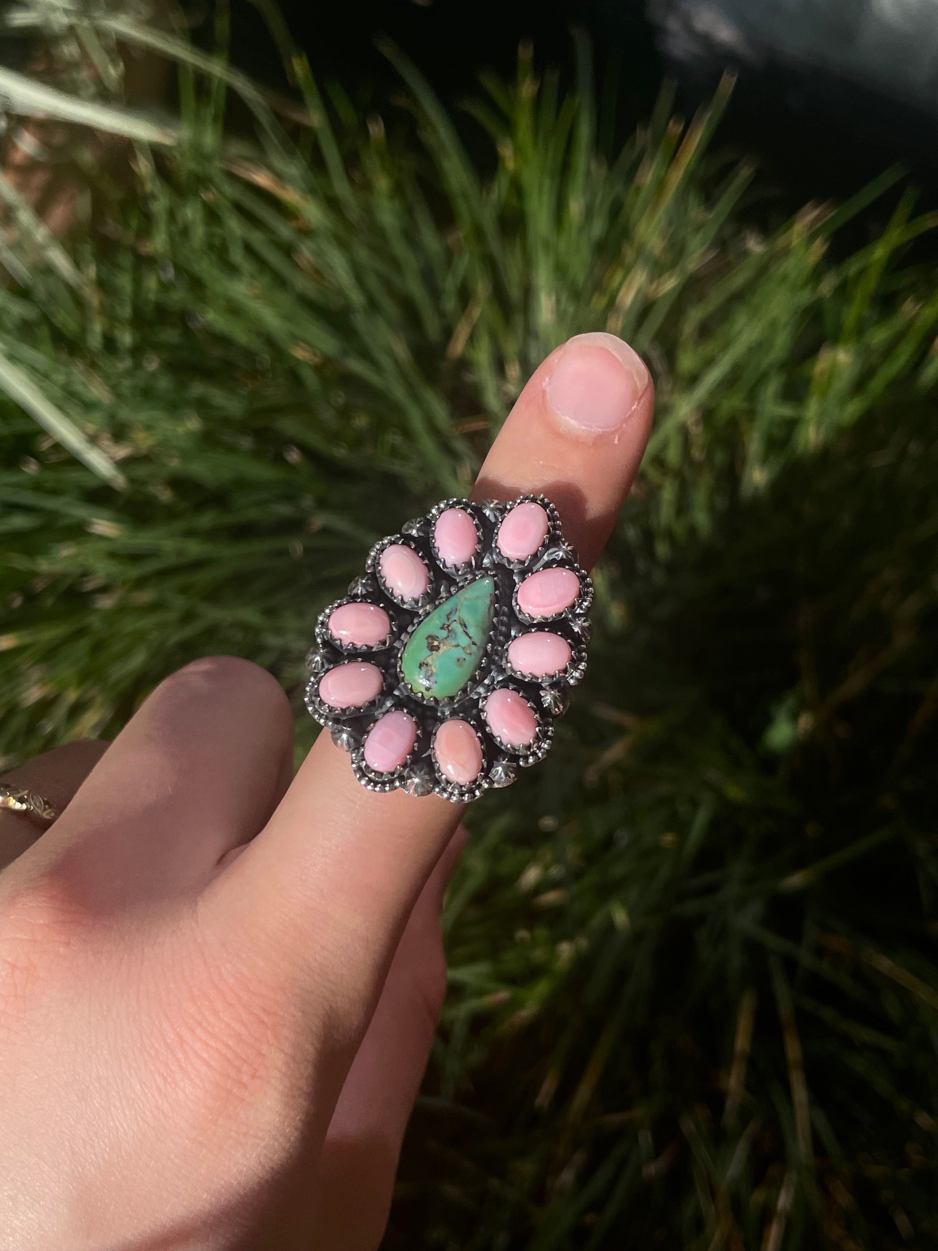 Pink Conch & Kingman Turquoise Cluster Ring Size 8 | 925 Sterling Silver C865
