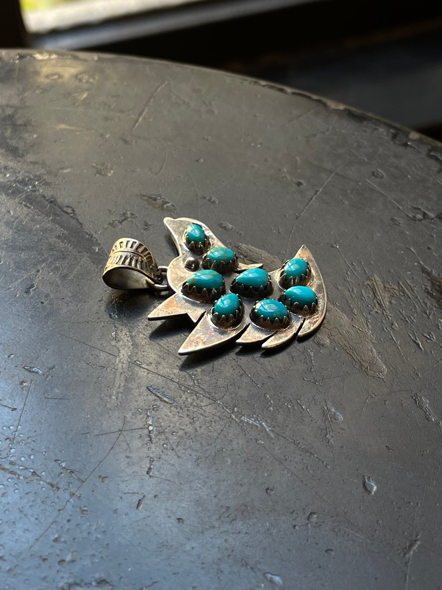 Kingman Turquoise Wolf Head Pendant | Sterling Silver G468