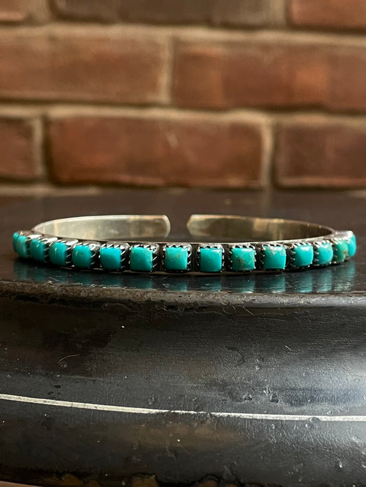 Kingman Turquoise Cuff | Square Stone Row | 925 Silver E538